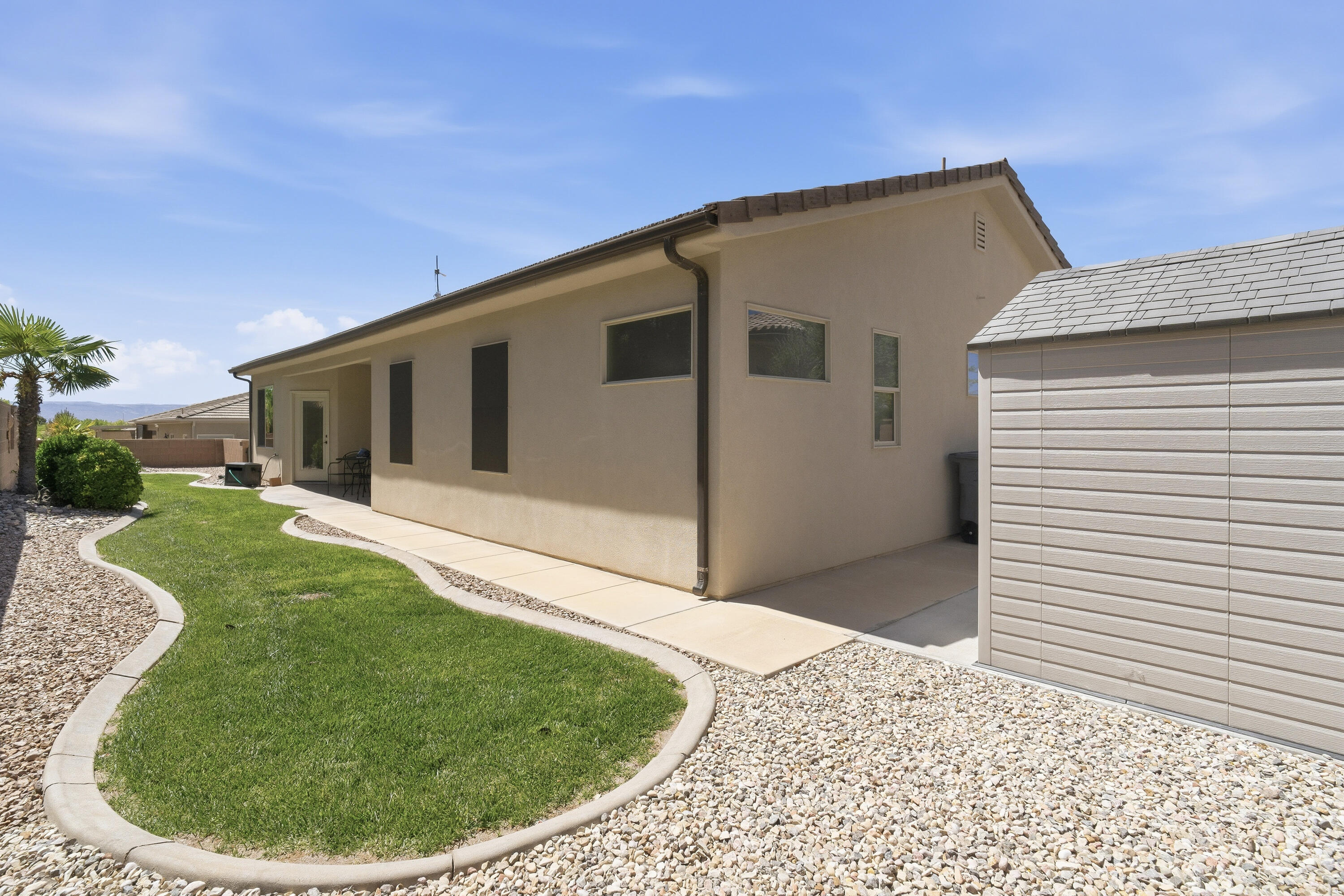 SHADOW SPRINGS - Residential