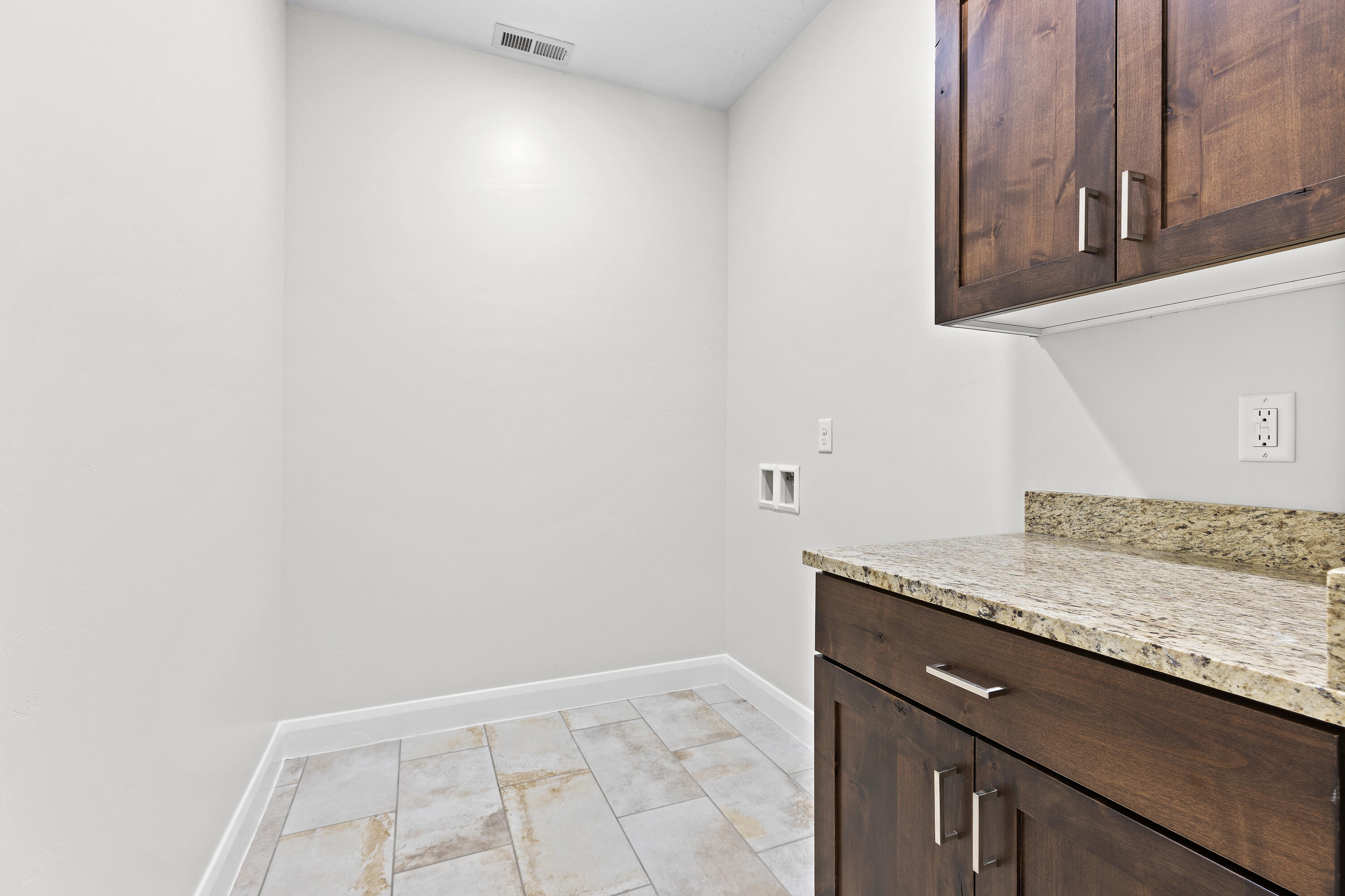 ZIONS GATE ESTATES - Residential