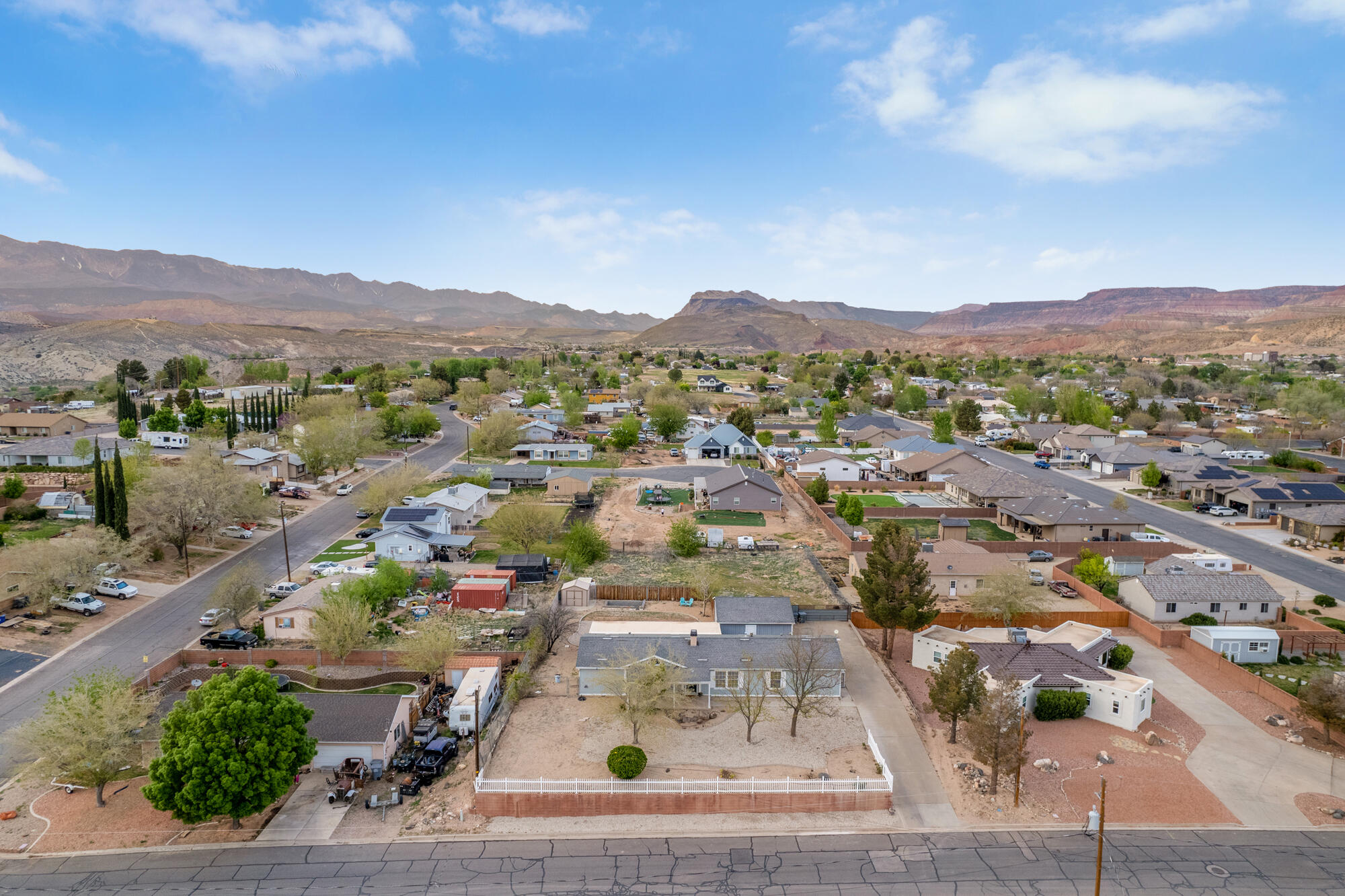 LAVERKIN TOWNSITE AND FIELD - Residential
