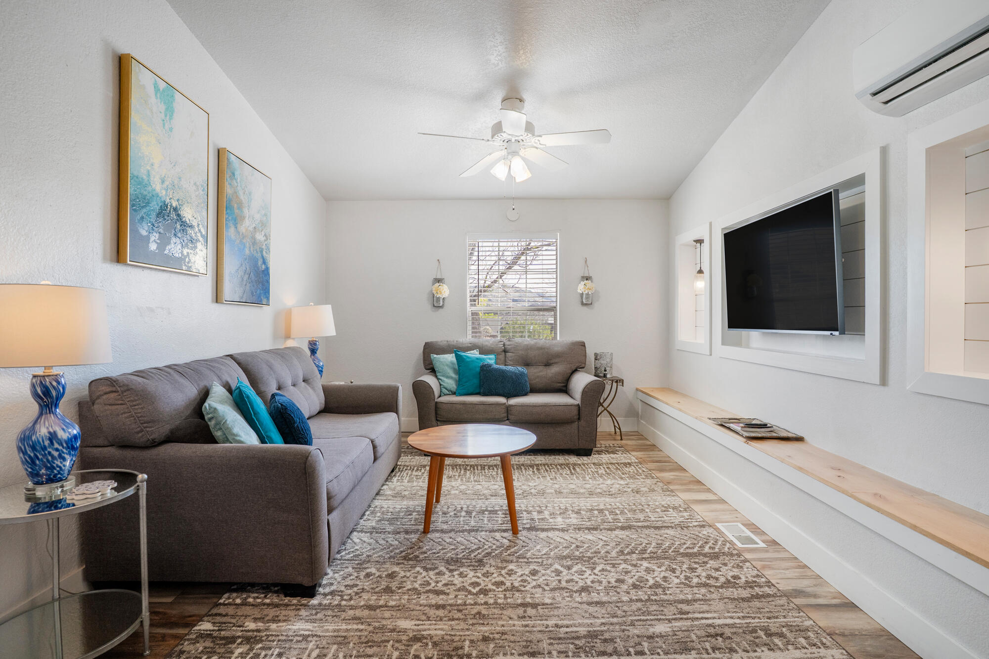 LAVERKIN TOWNSITE AND FIELD - Residential