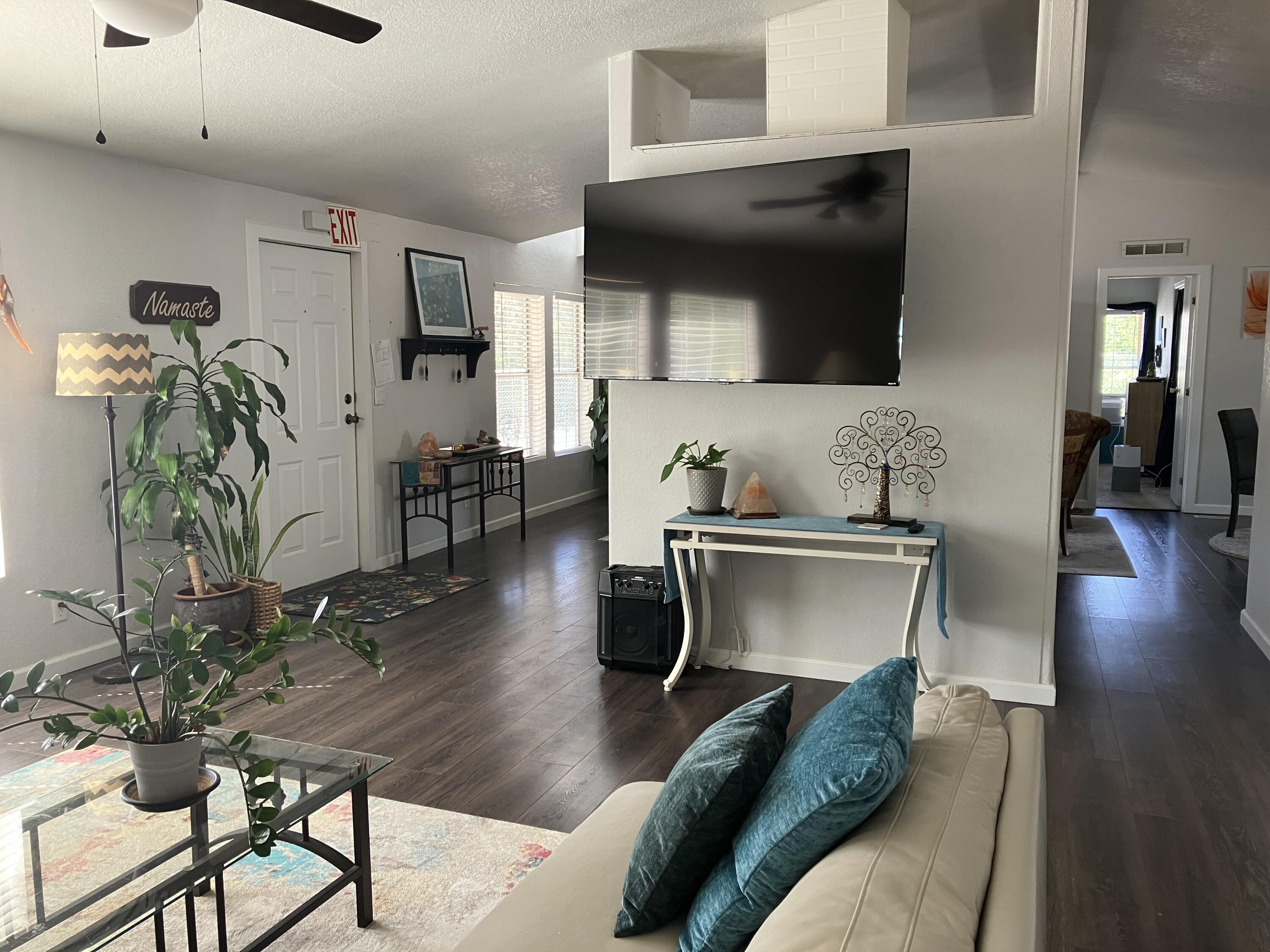 LAVERKIN TOWNSITE AND FIELD - Residential