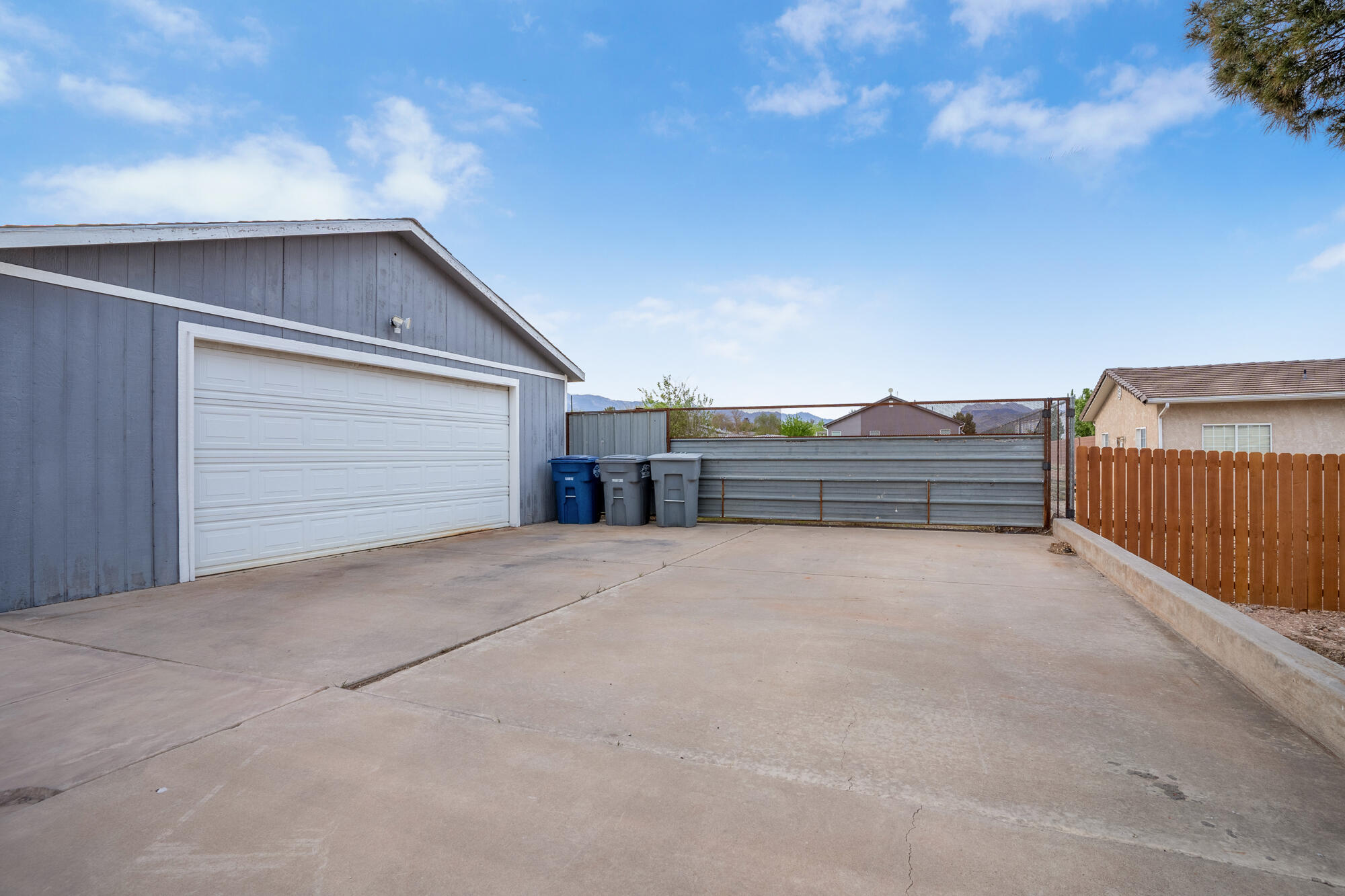 LAVERKIN TOWNSITE AND FIELD - Residential