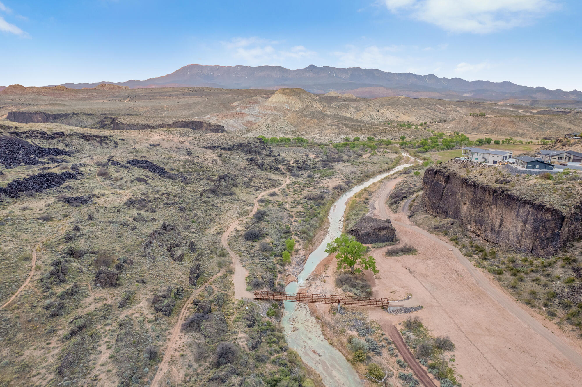 LAVERKIN TOWNSITE AND FIELD - Residential