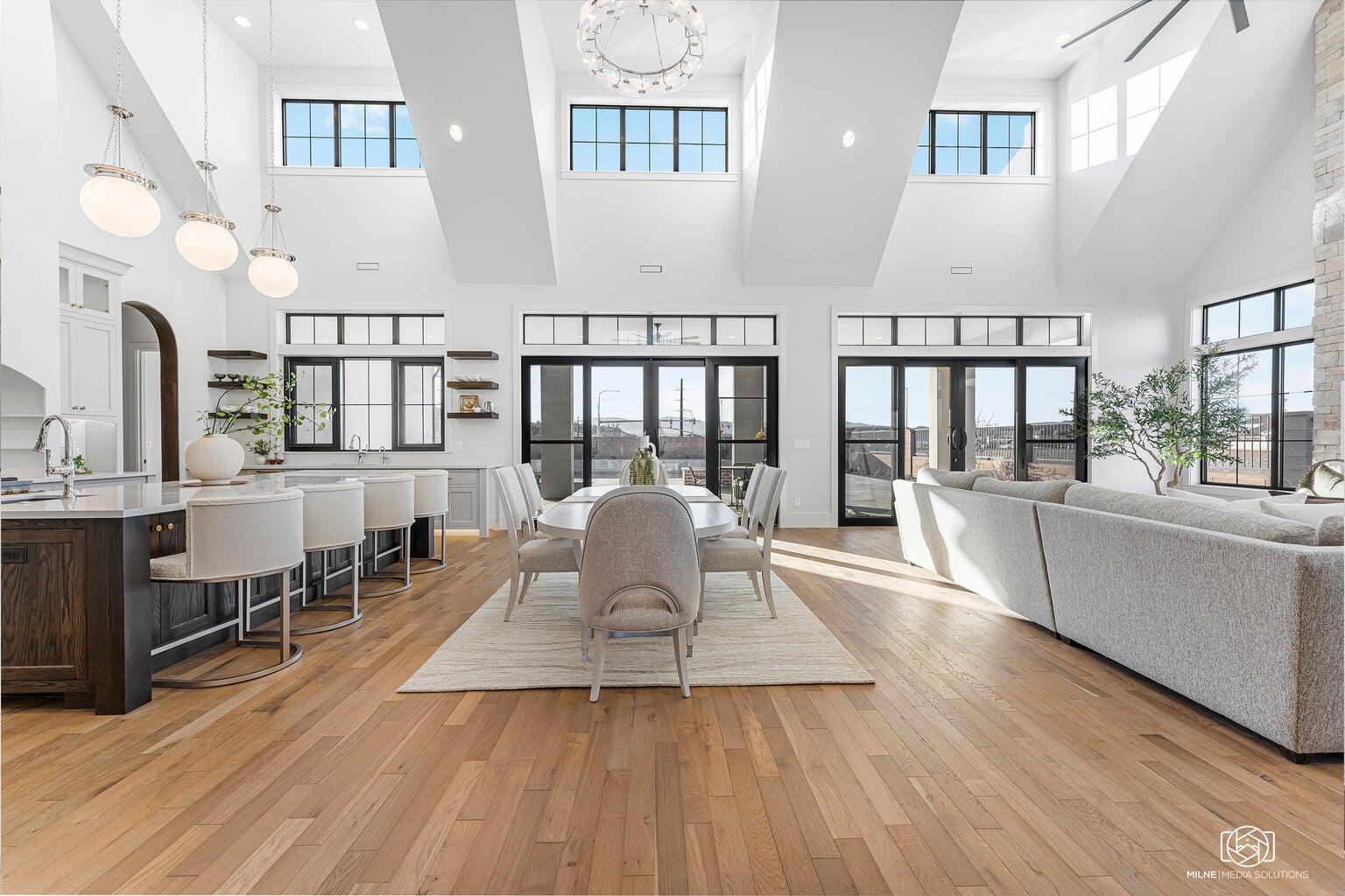 SUMMIT VIEW - Residential