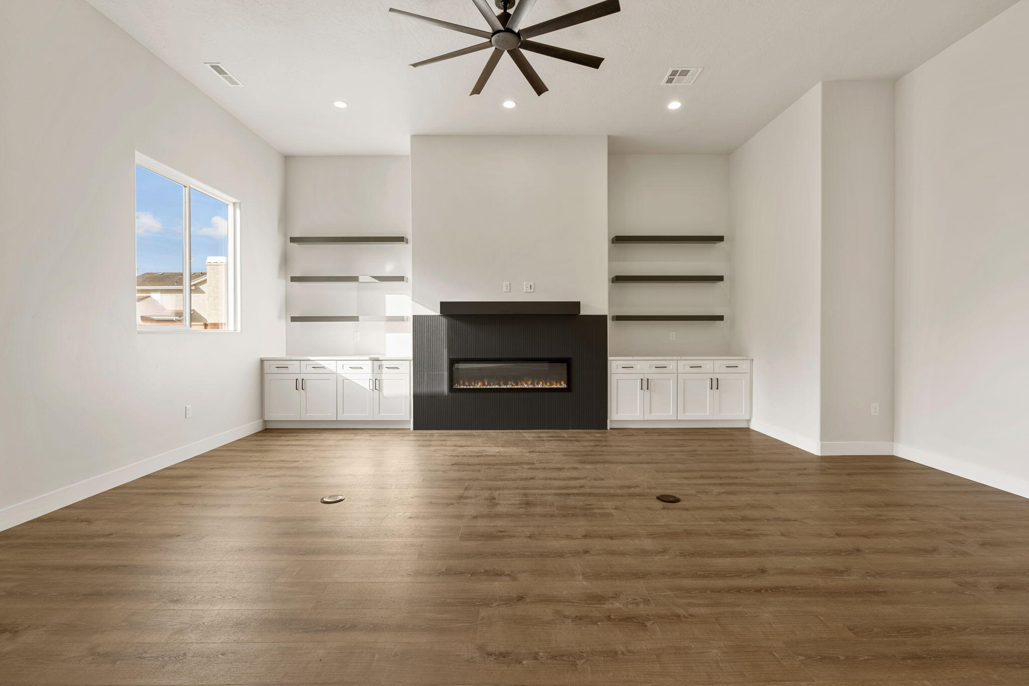 SANTA CLARA HEIGHTS - Residential