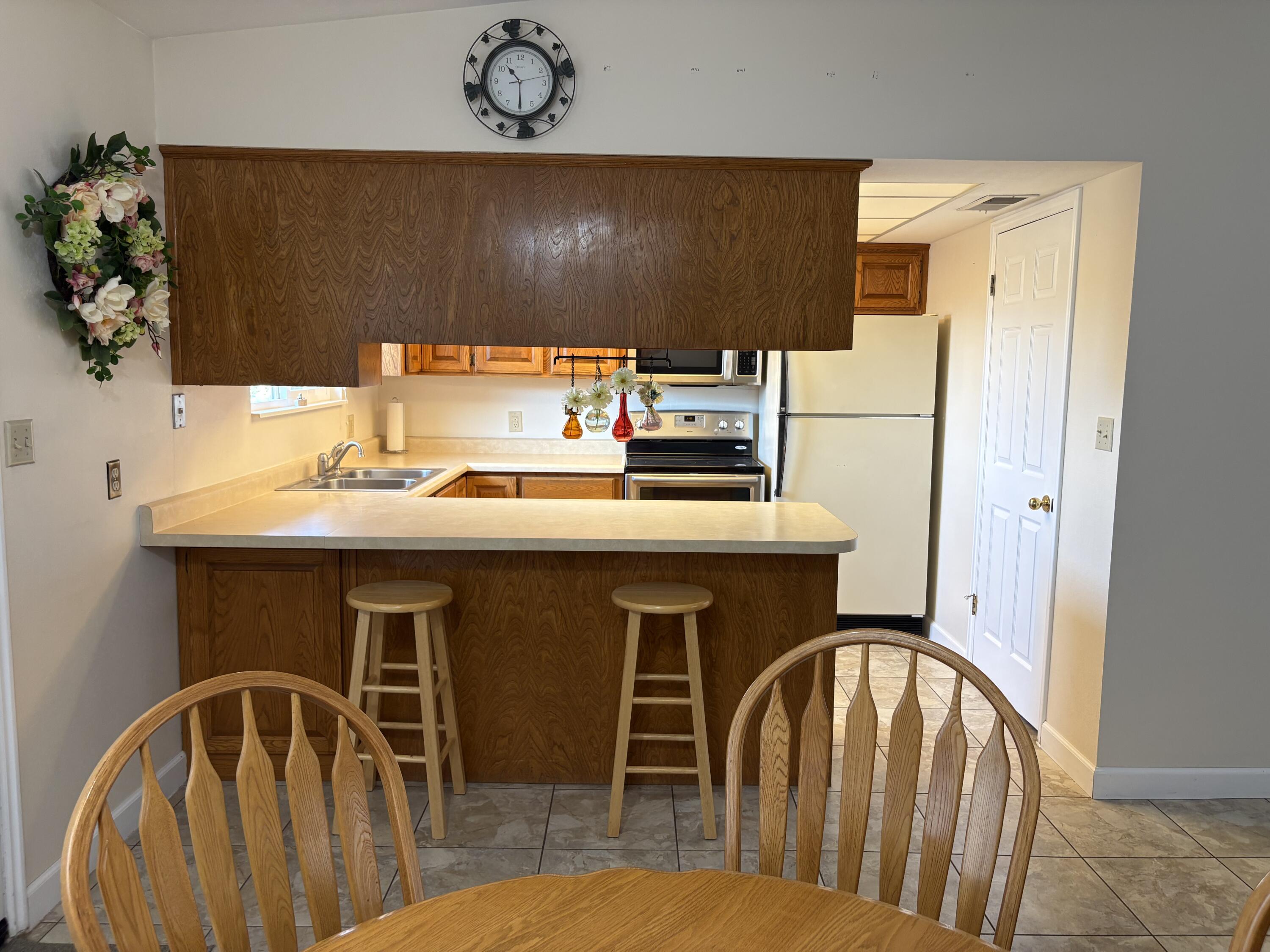 SUMMERSET TOWNHOMES - Residential