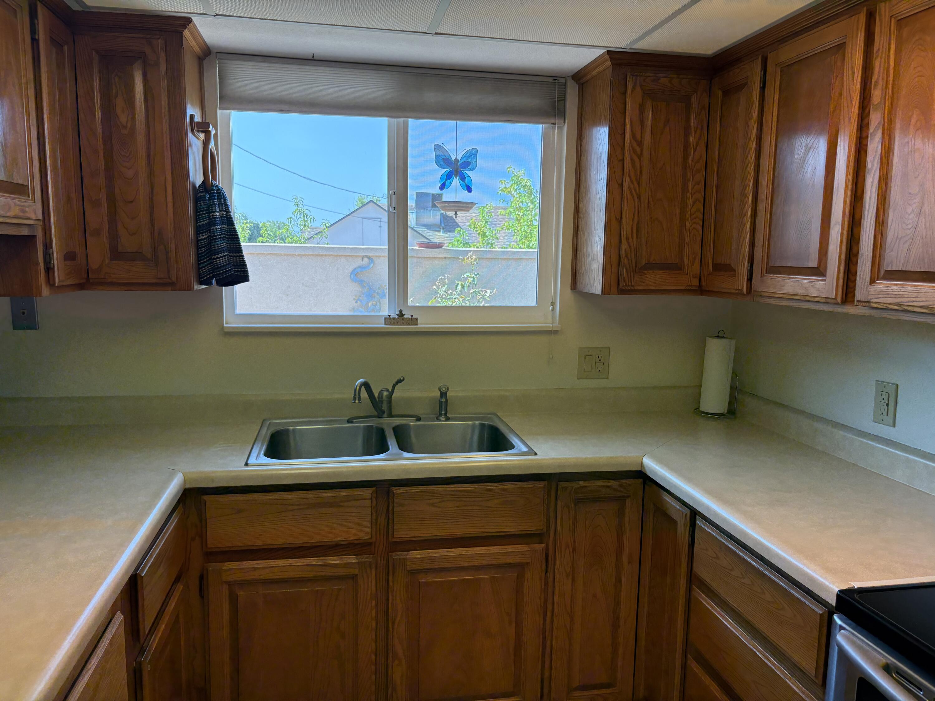 SUMMERSET TOWNHOMES - Residential