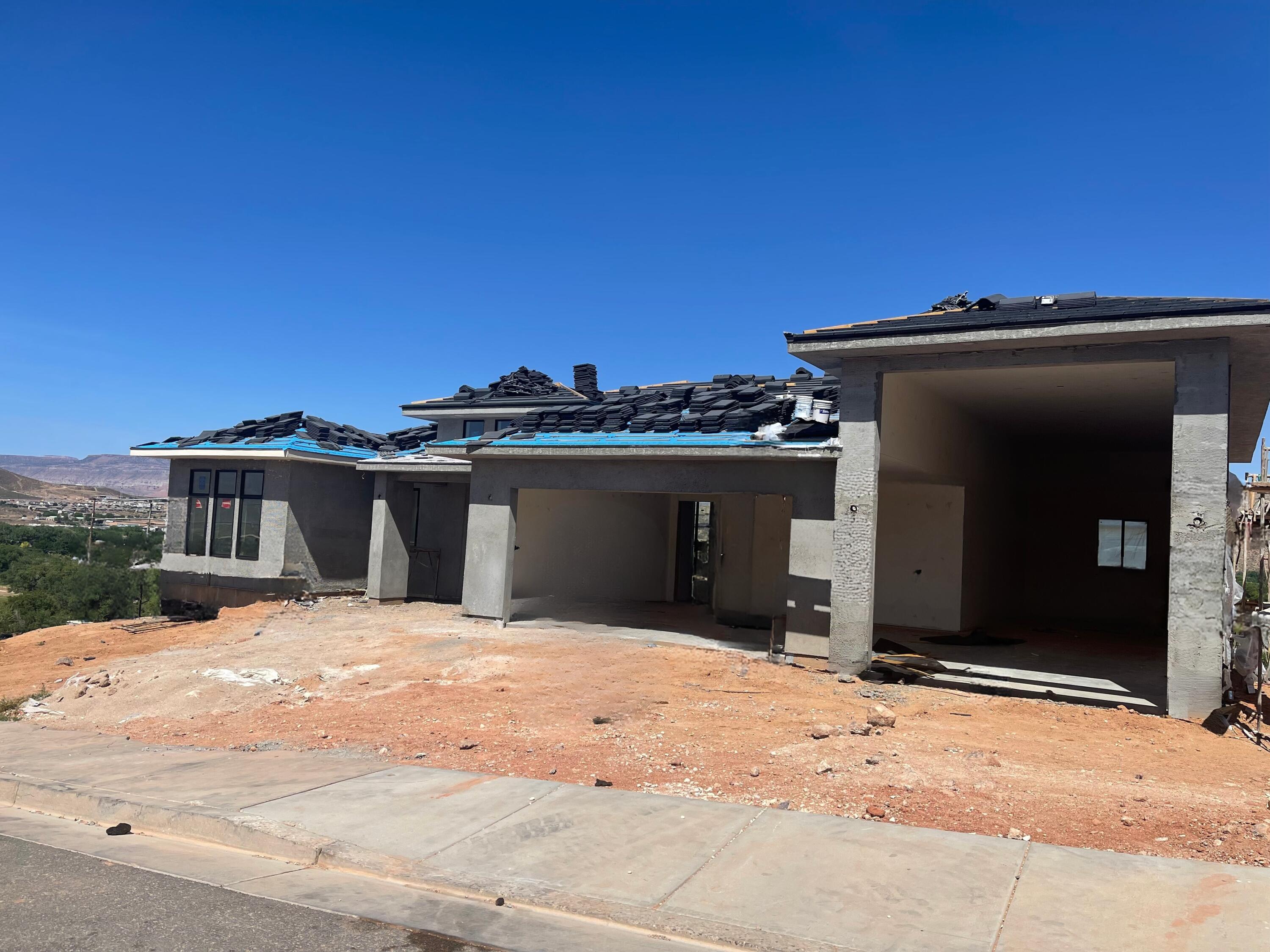 HILLSIDE ESTATES - Residential