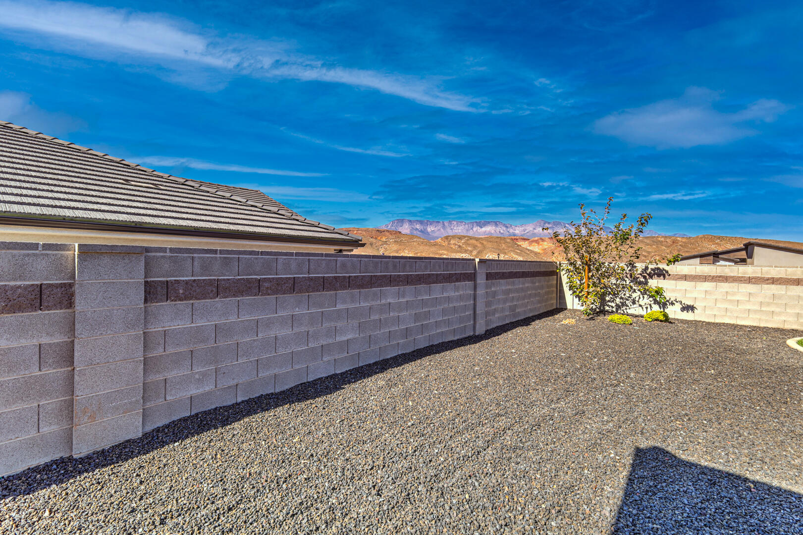 PEREGRINE POINTE WEST - Residential