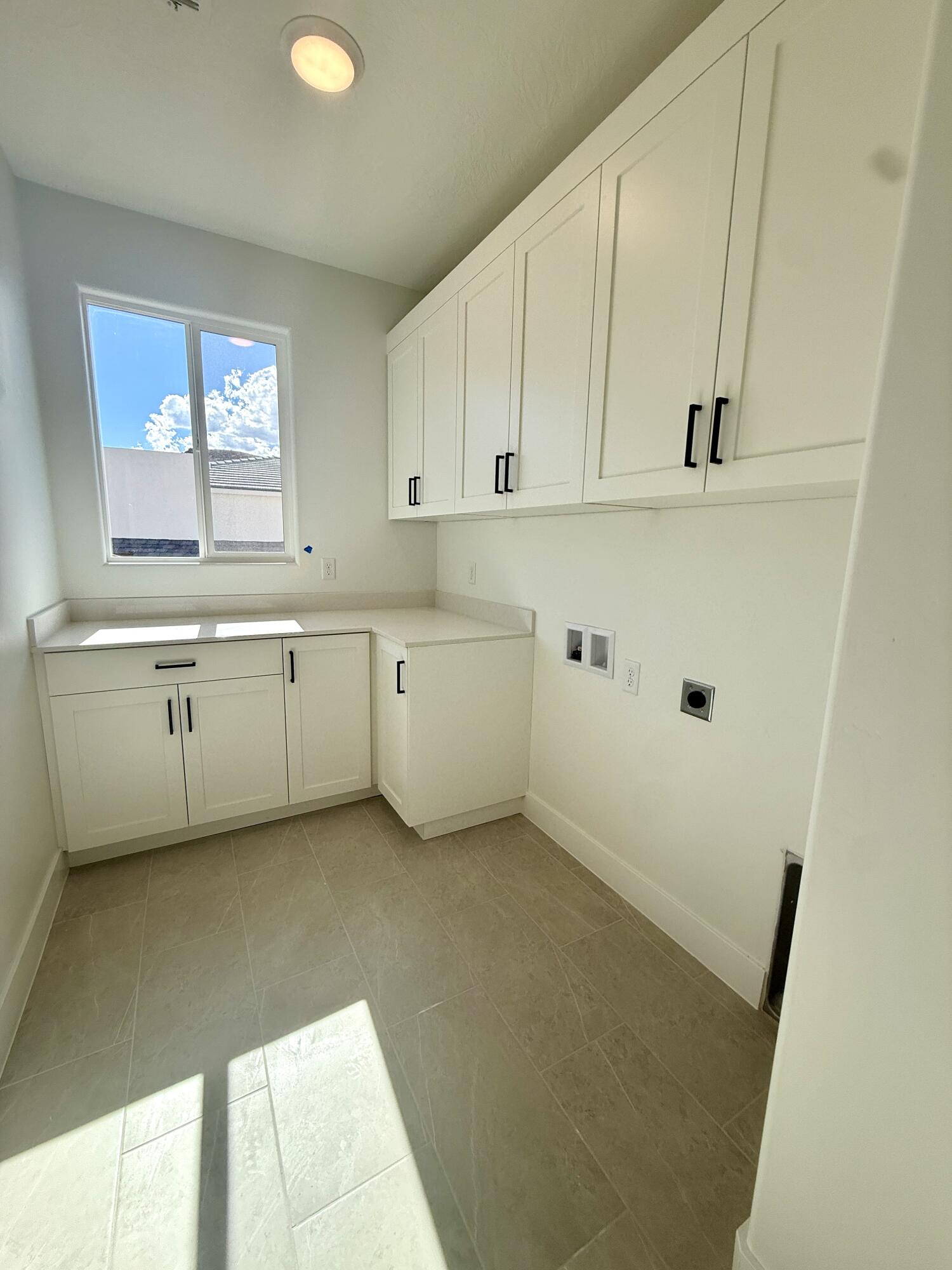 DESERT RESERVE - Residential