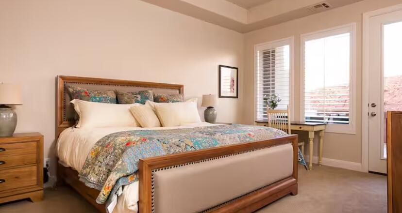 CORAL RIDGE TOWNHOMES - Residential