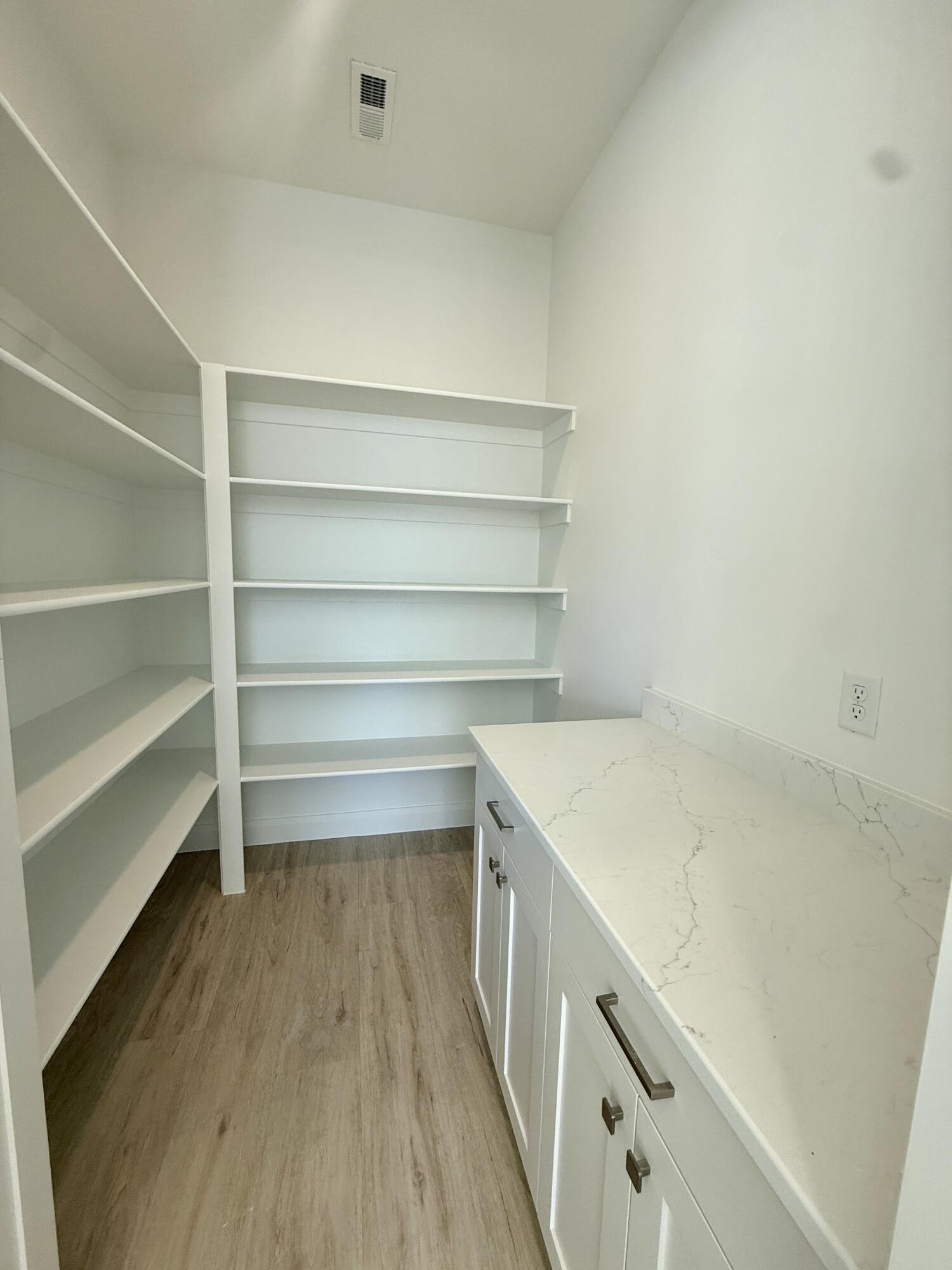 FRANKLIN FIELDS - Residential