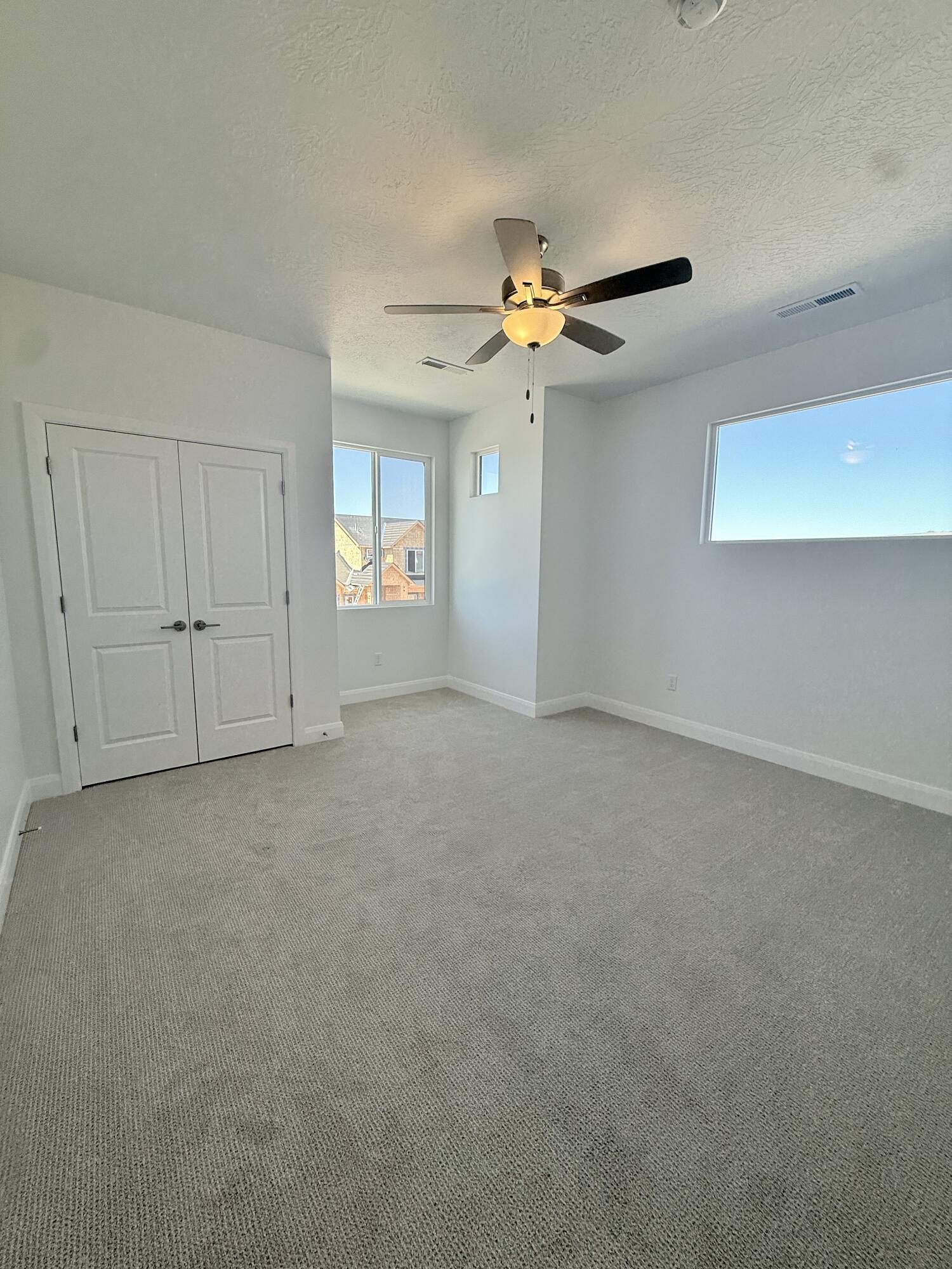 FRANKLIN FIELDS - Residential