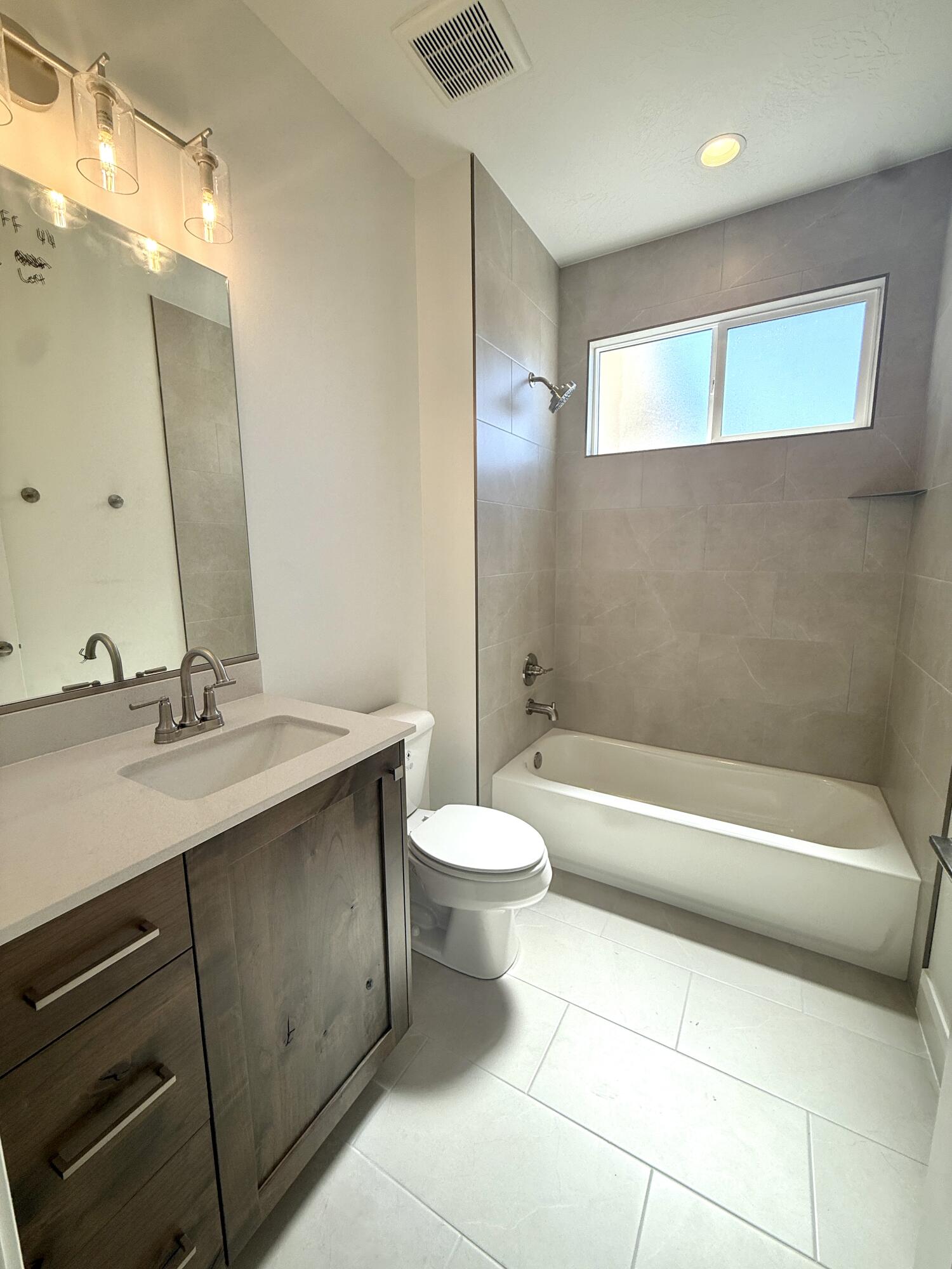 FRANKLIN FIELDS - Residential