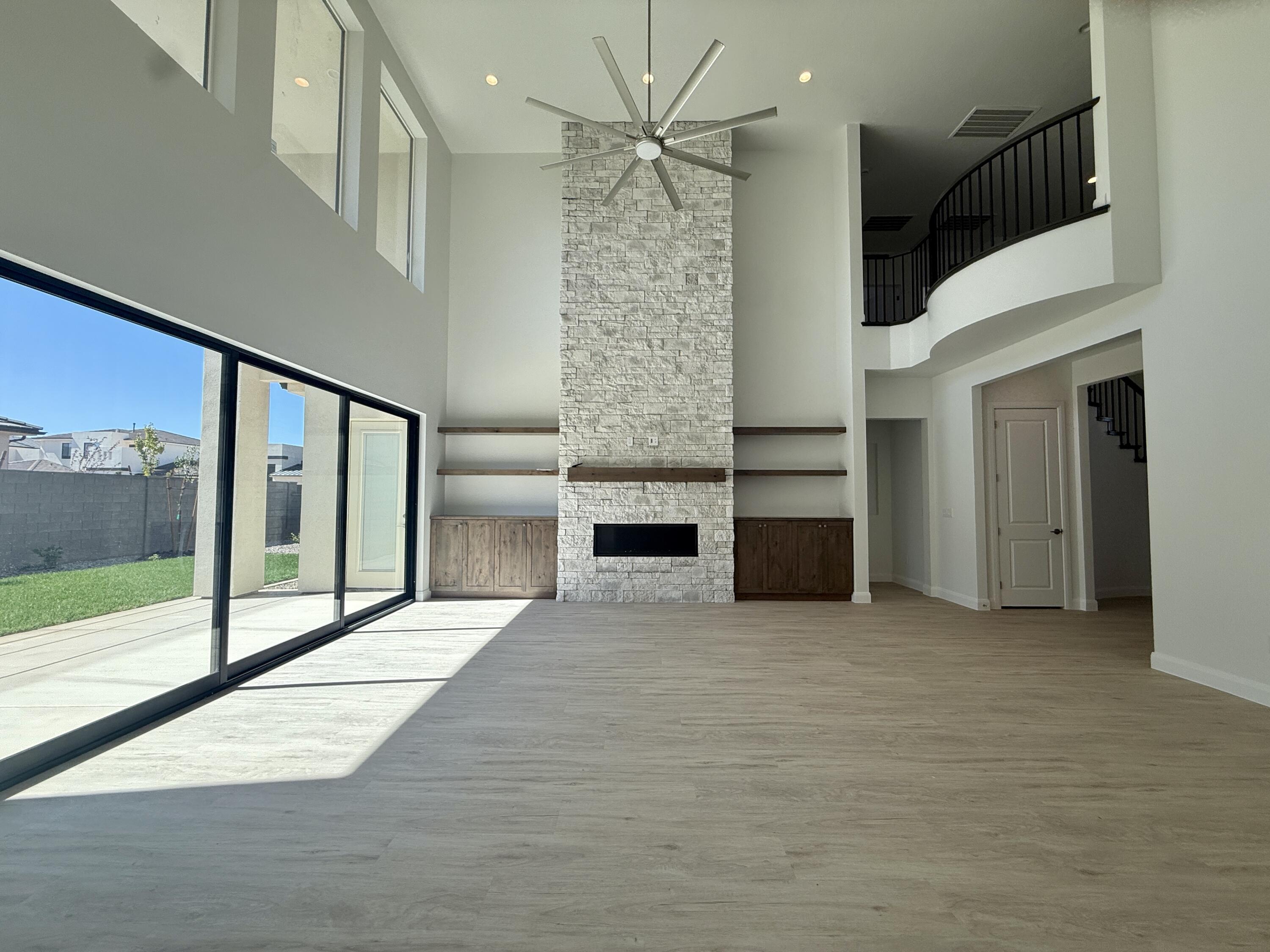 FRANKLIN FIELDS - Residential