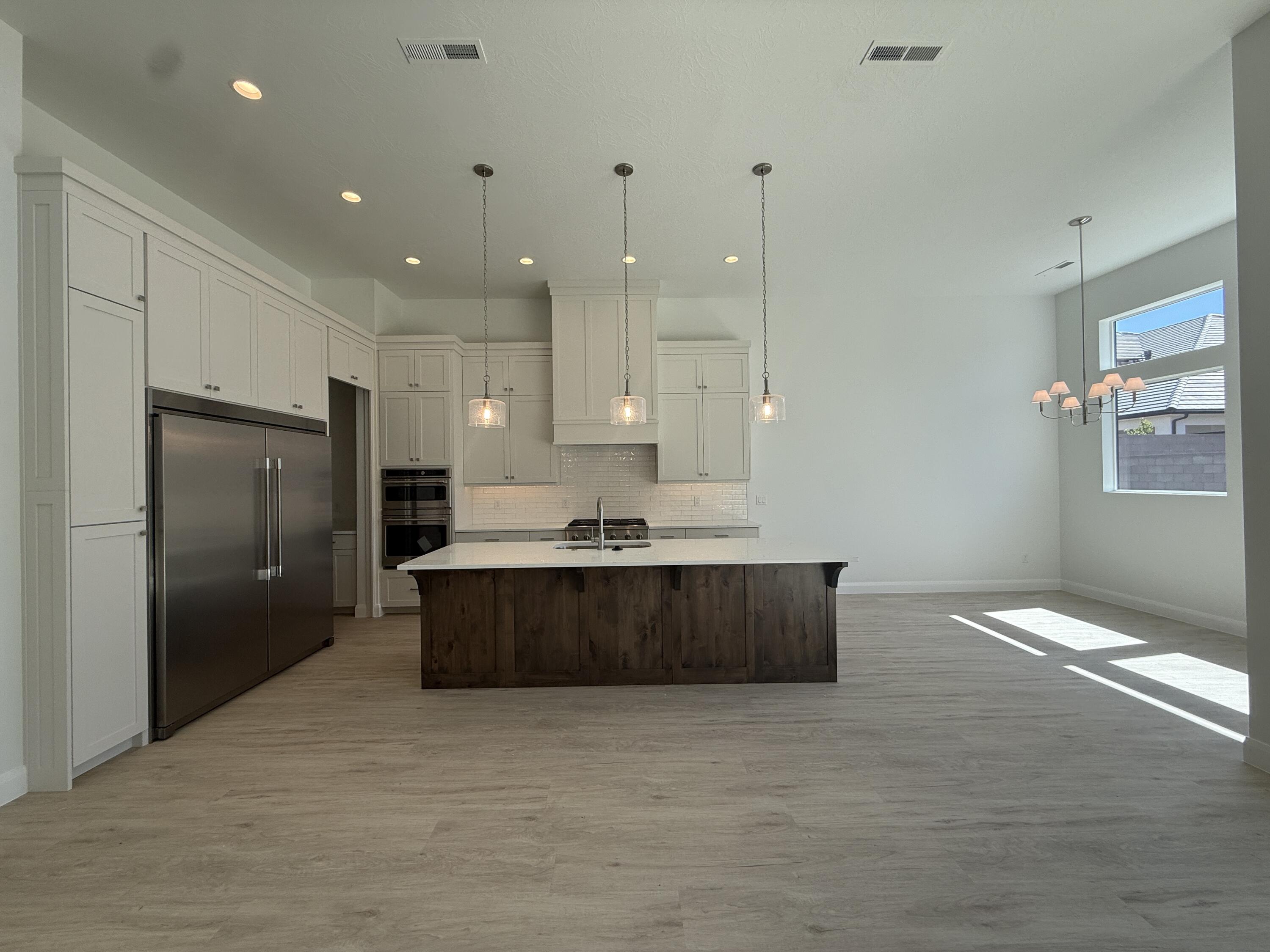 FRANKLIN FIELDS - Residential