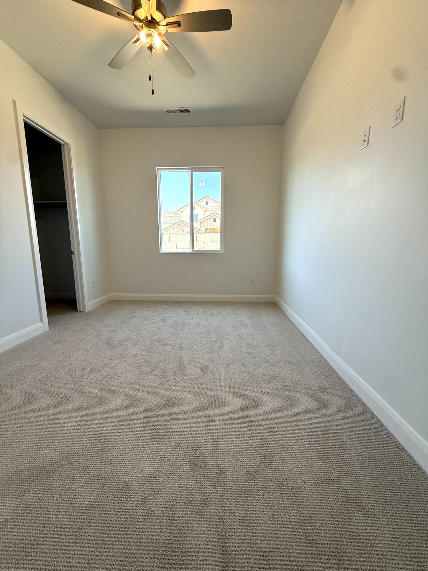 FRANKLIN FIELDS - Residential