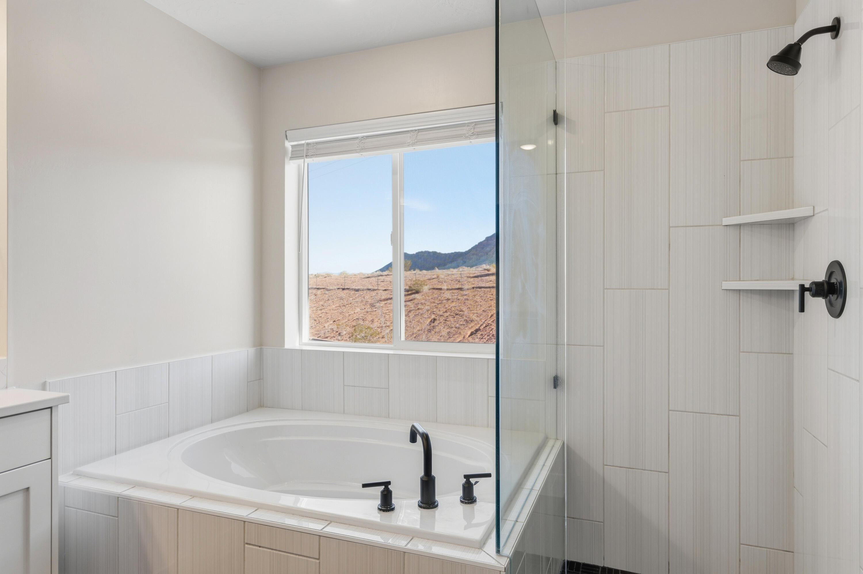 WARNER GATEWAY - Residential