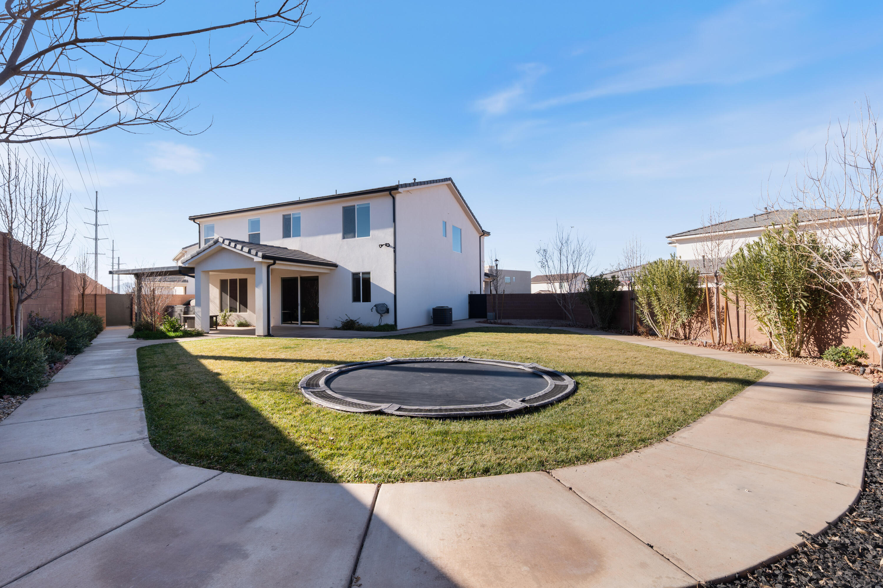 WARNER GATEWAY - Residential