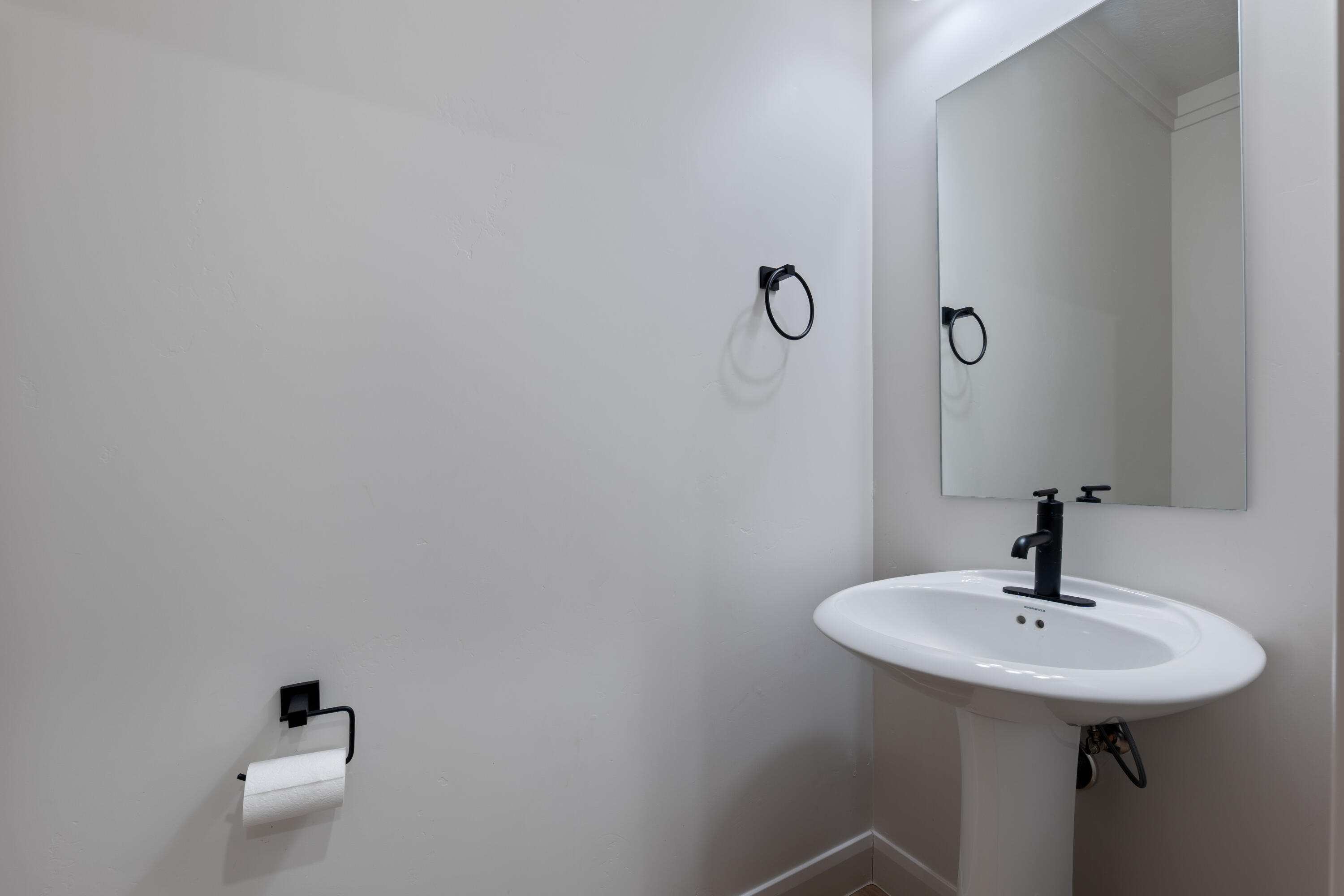 WARNER GATEWAY - Residential