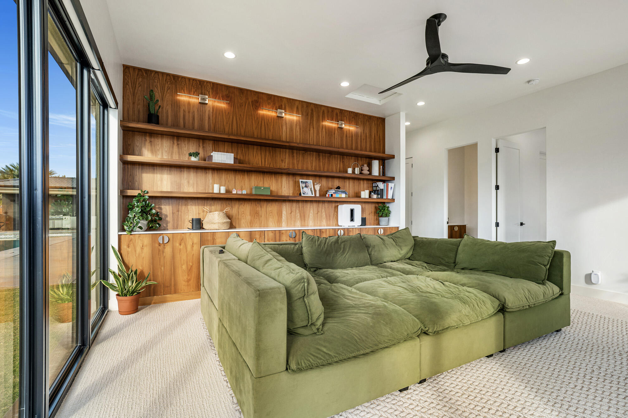 TENAYA SANDS - Residential