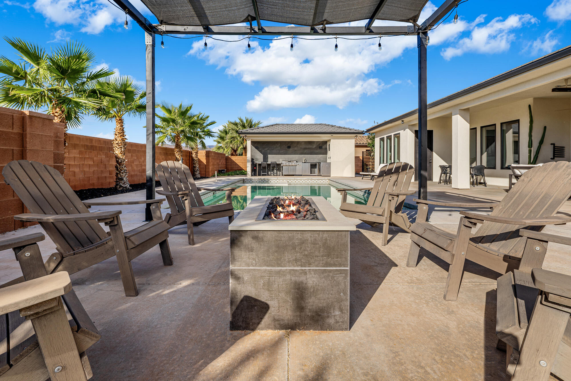 TENAYA SANDS - Residential