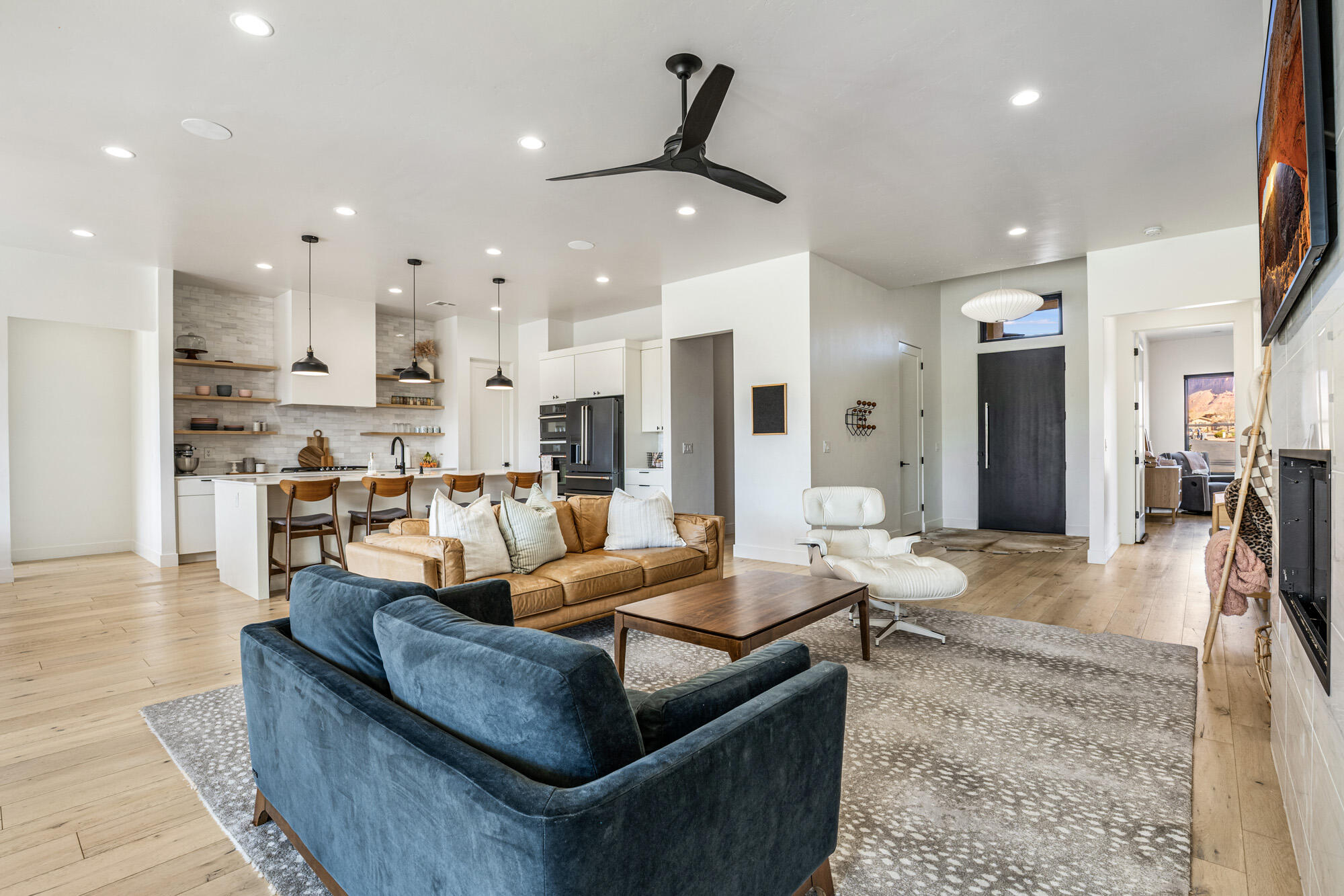 TENAYA SANDS - Residential