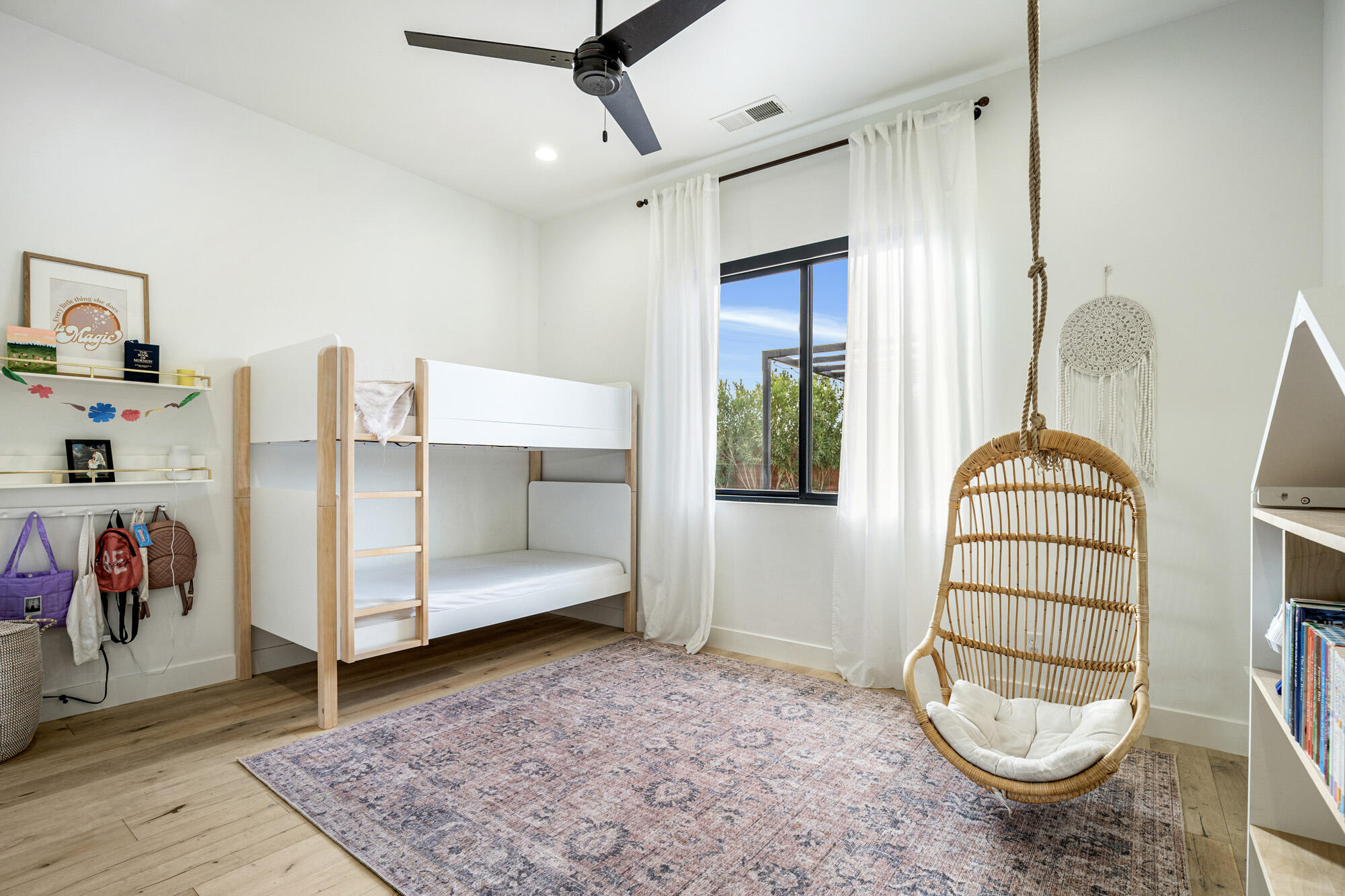 TENAYA SANDS - Residential