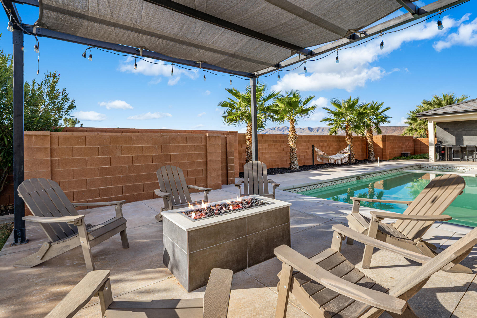 TENAYA SANDS - Residential