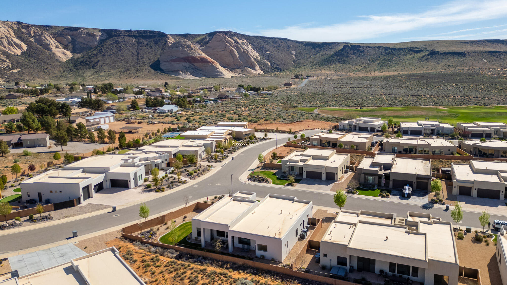 LEDGES OF SG NORTHGATE PEAKS - Residential