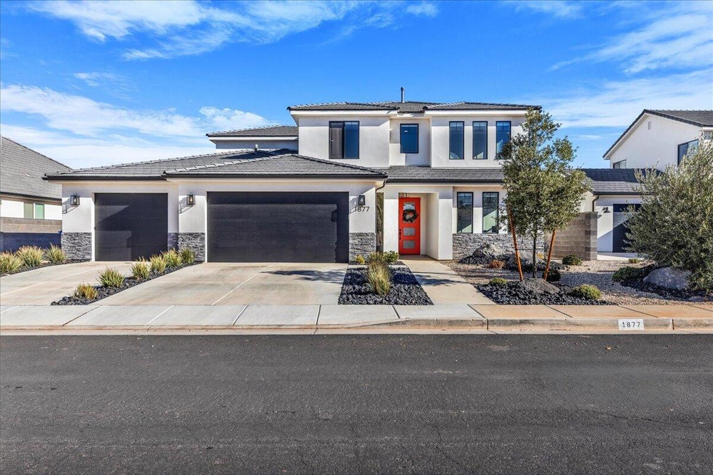 Photo of 1877 S Heritage Fields DR, Washington, UT 84780 (MLS # 26-274022)