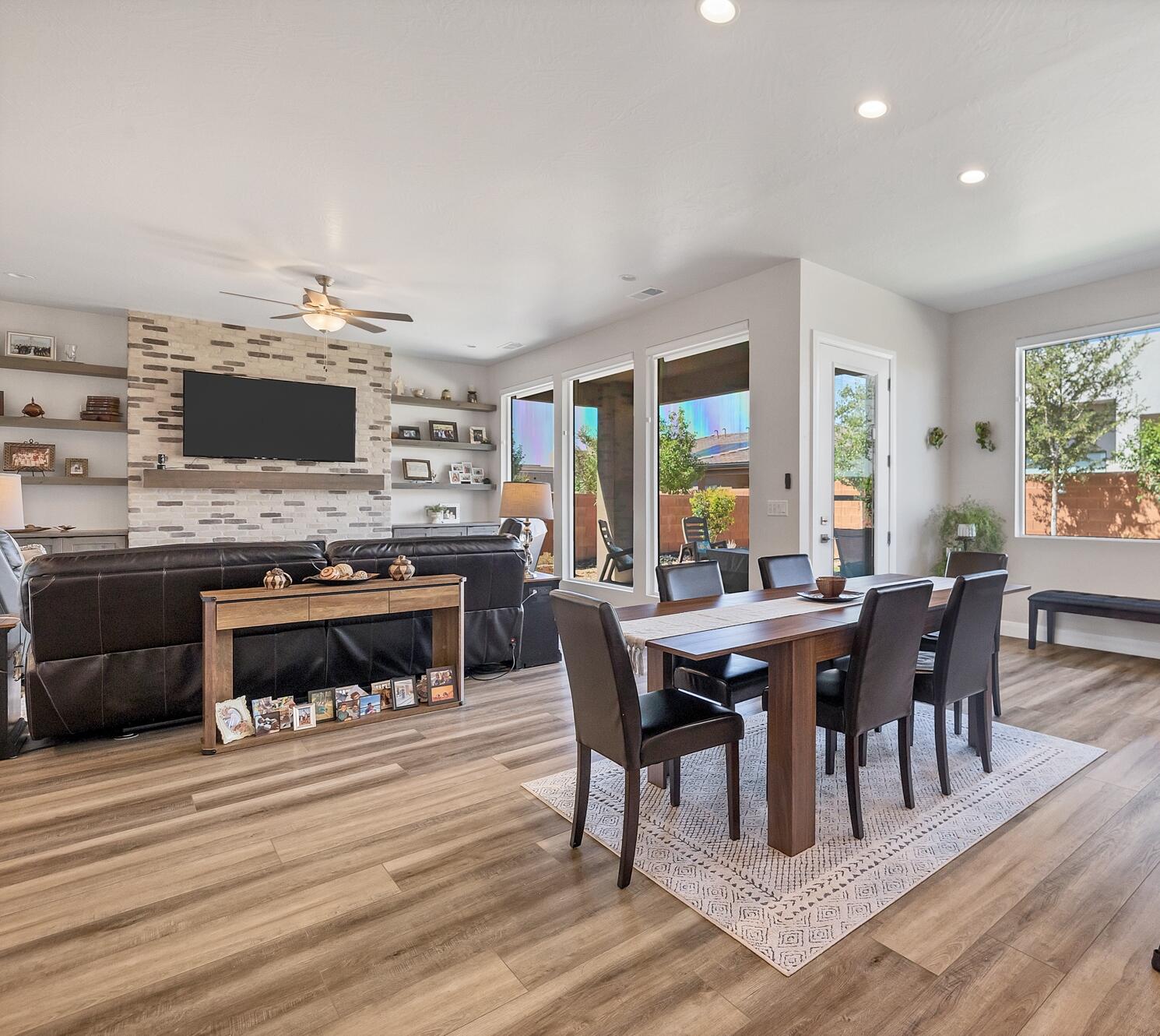 ANASAZI VISTA - Residential