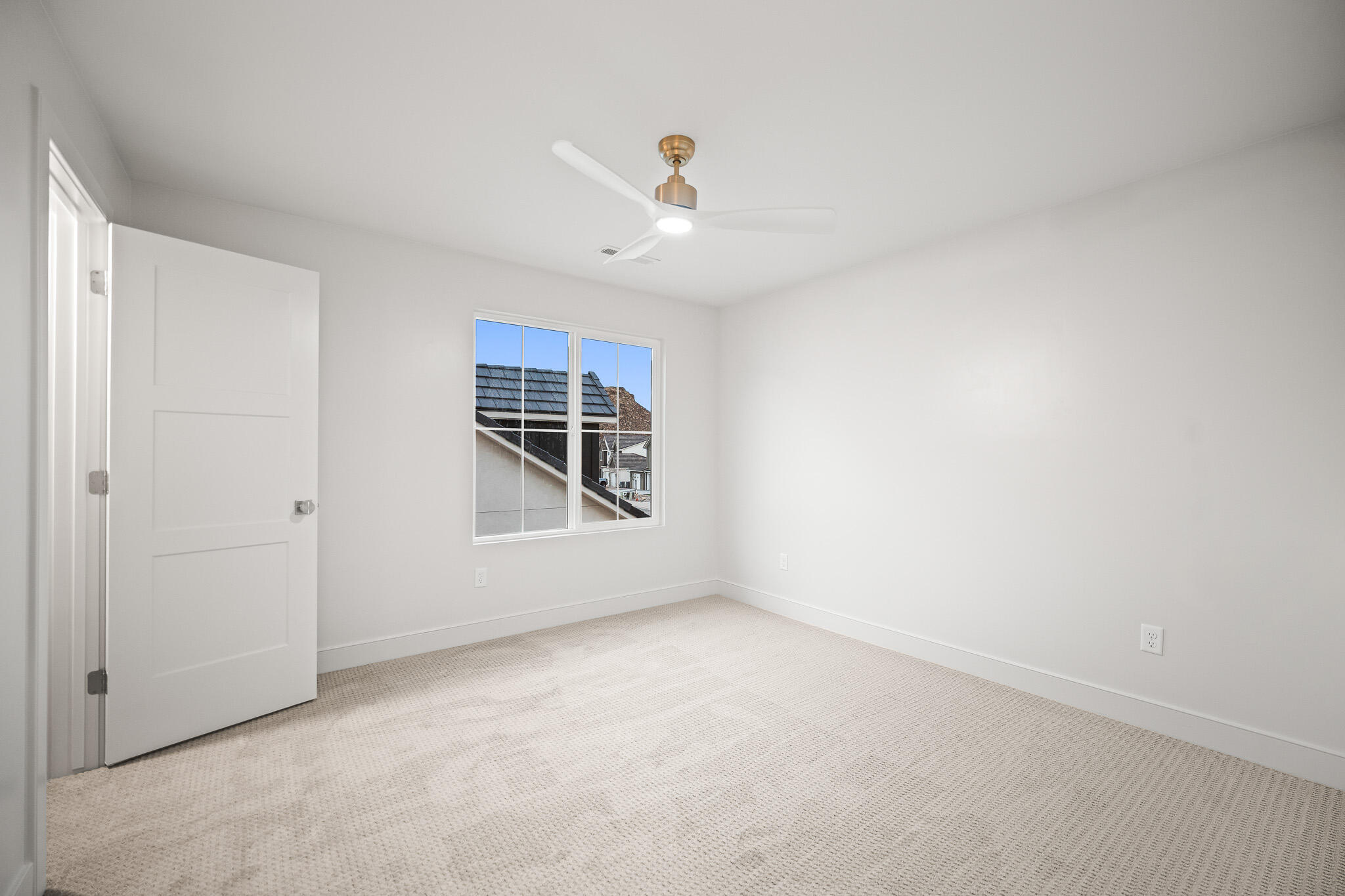 DESERT RESERVE - Residential