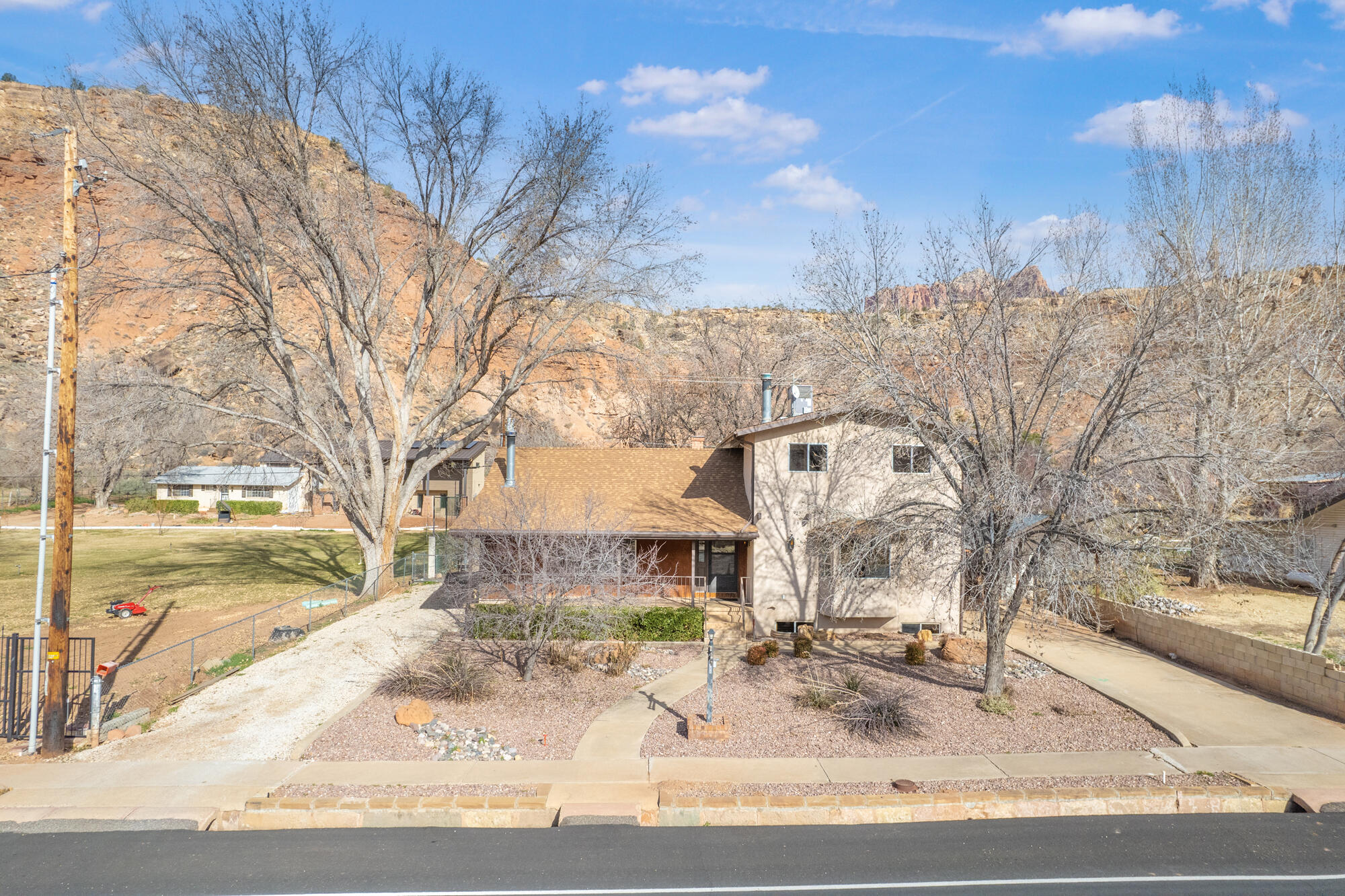 ROCKVILLE TOWNSITE - Residential