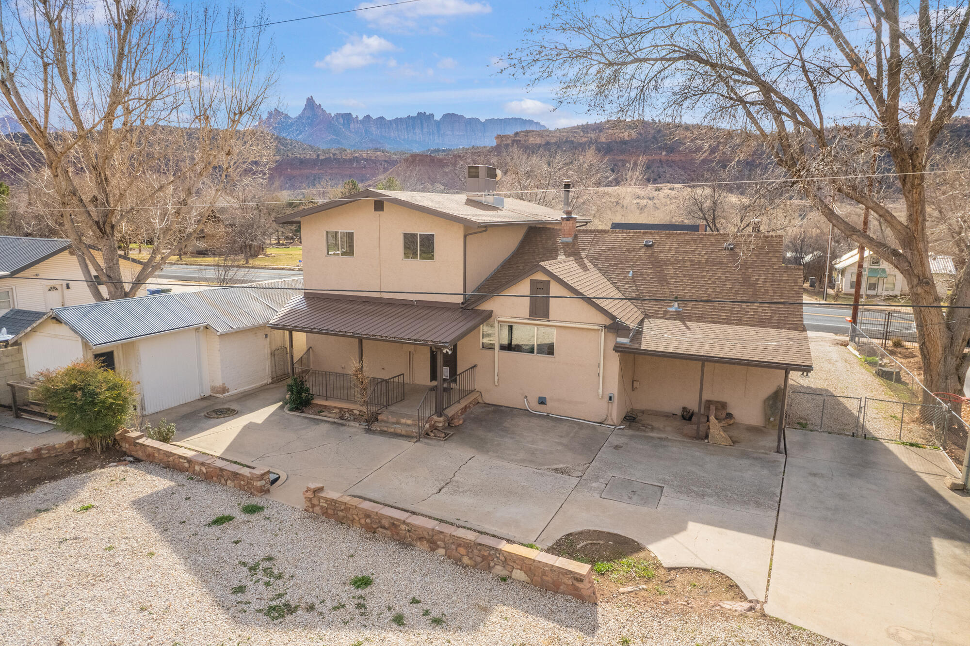 ROCKVILLE TOWNSITE - Residential