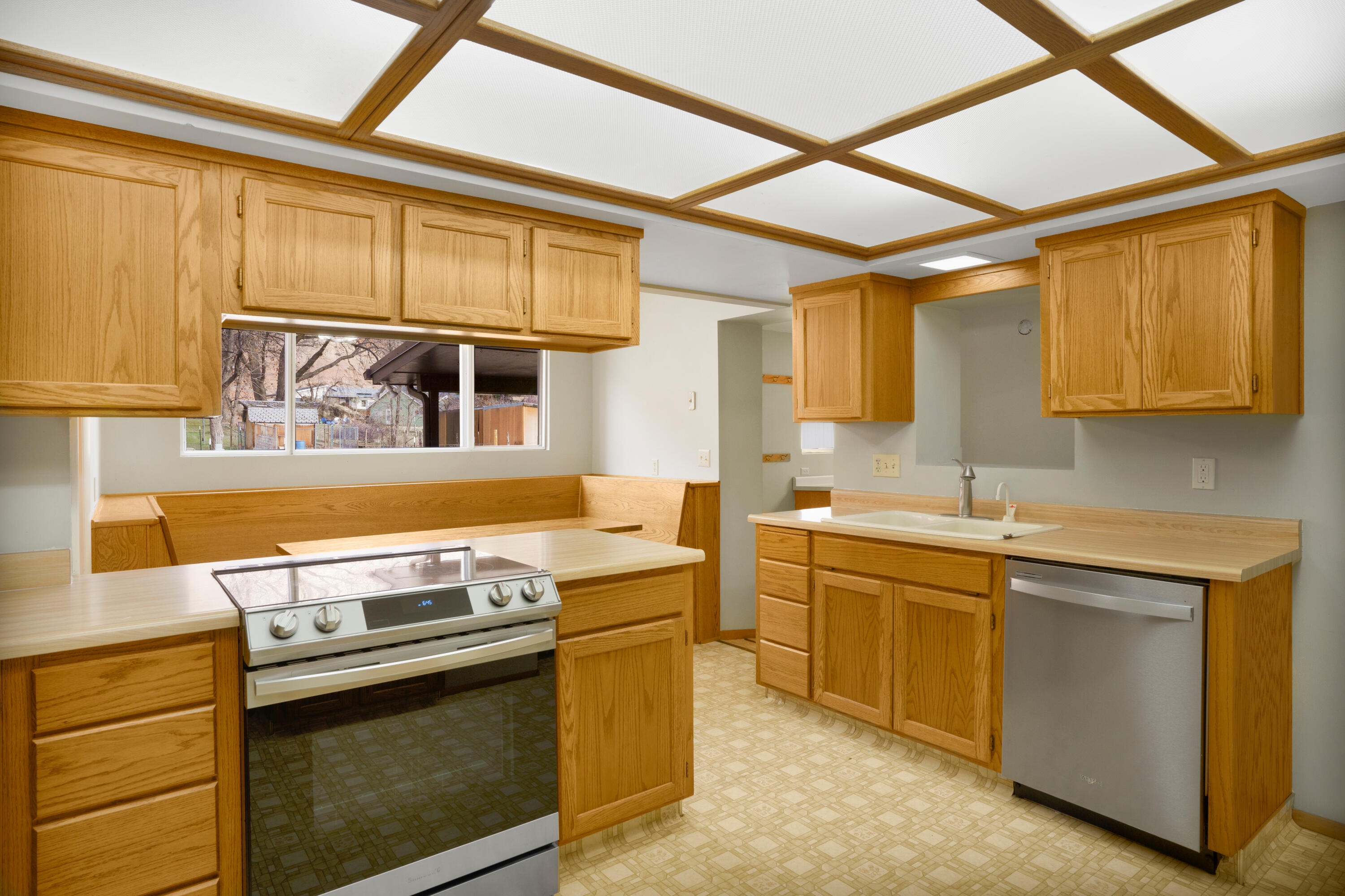 ROCKVILLE TOWNSITE - Residential