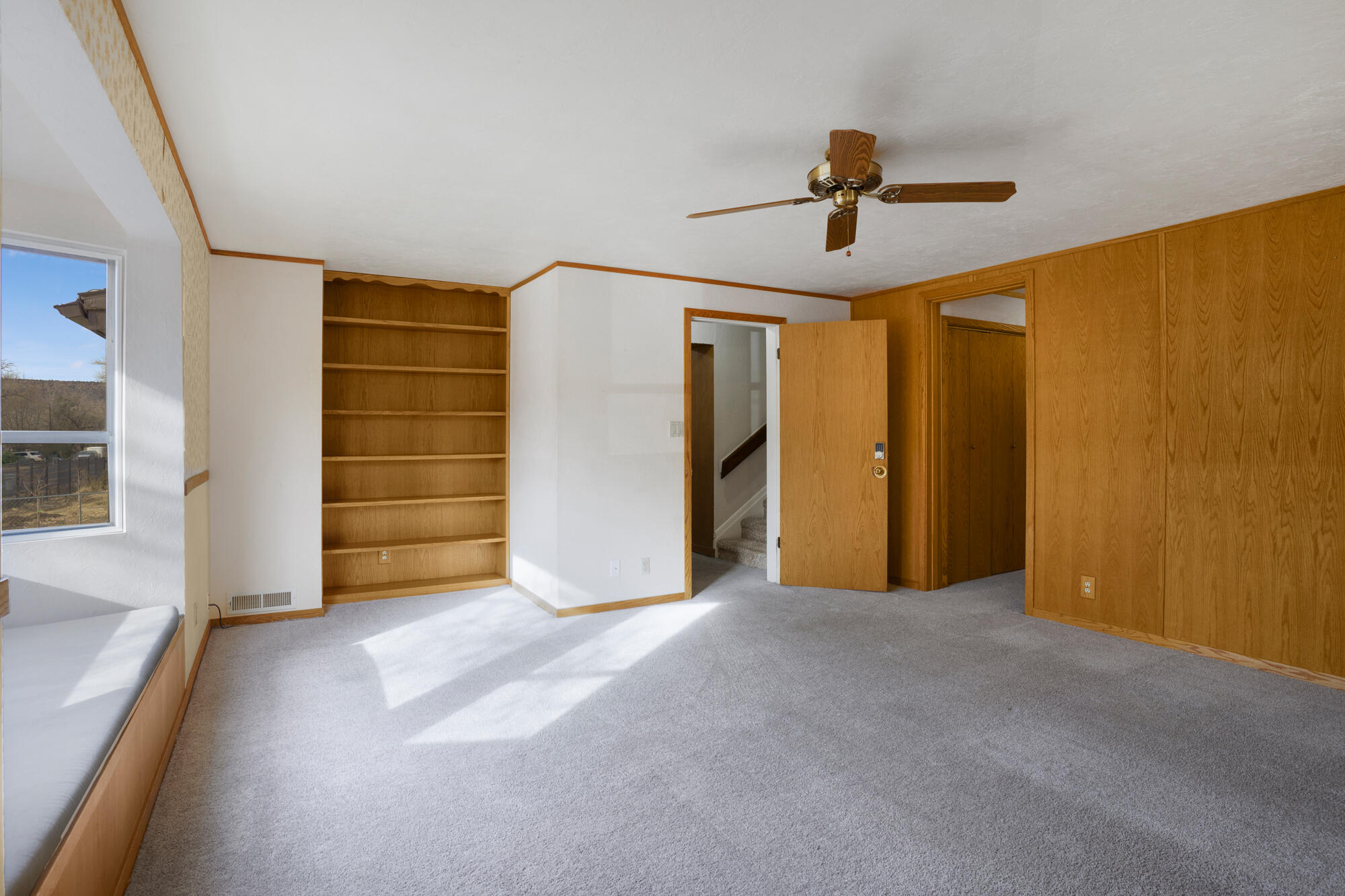 ROCKVILLE TOWNSITE - Residential