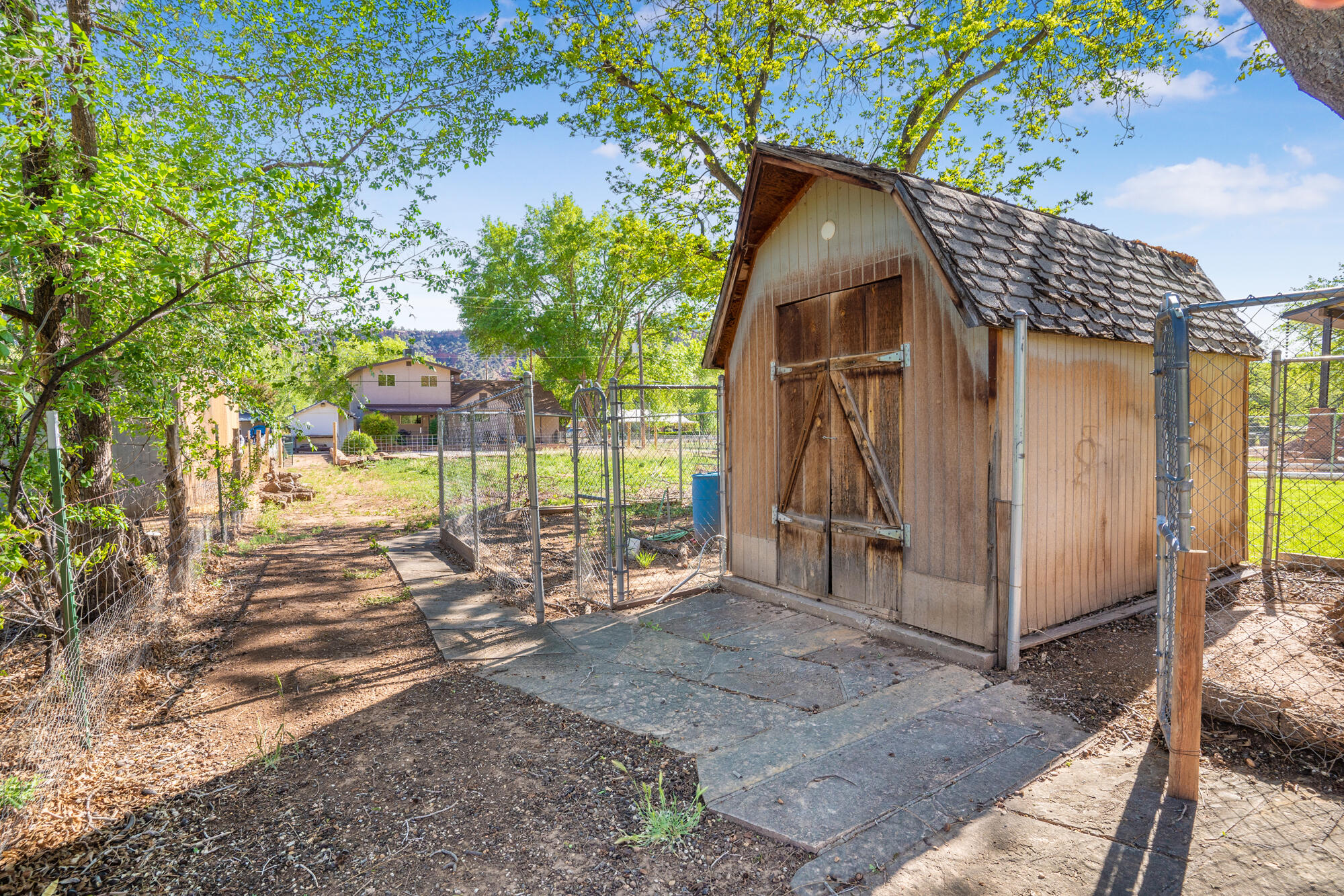 ROCKVILLE TOWNSITE - Residential