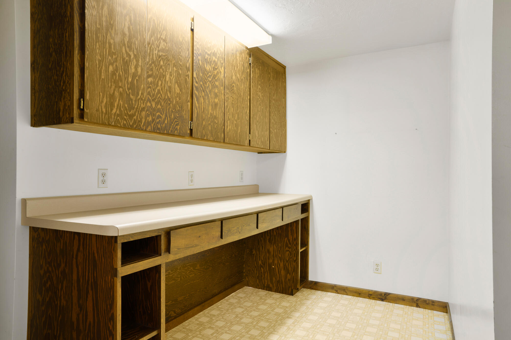 ROCKVILLE TOWNSITE - Residential