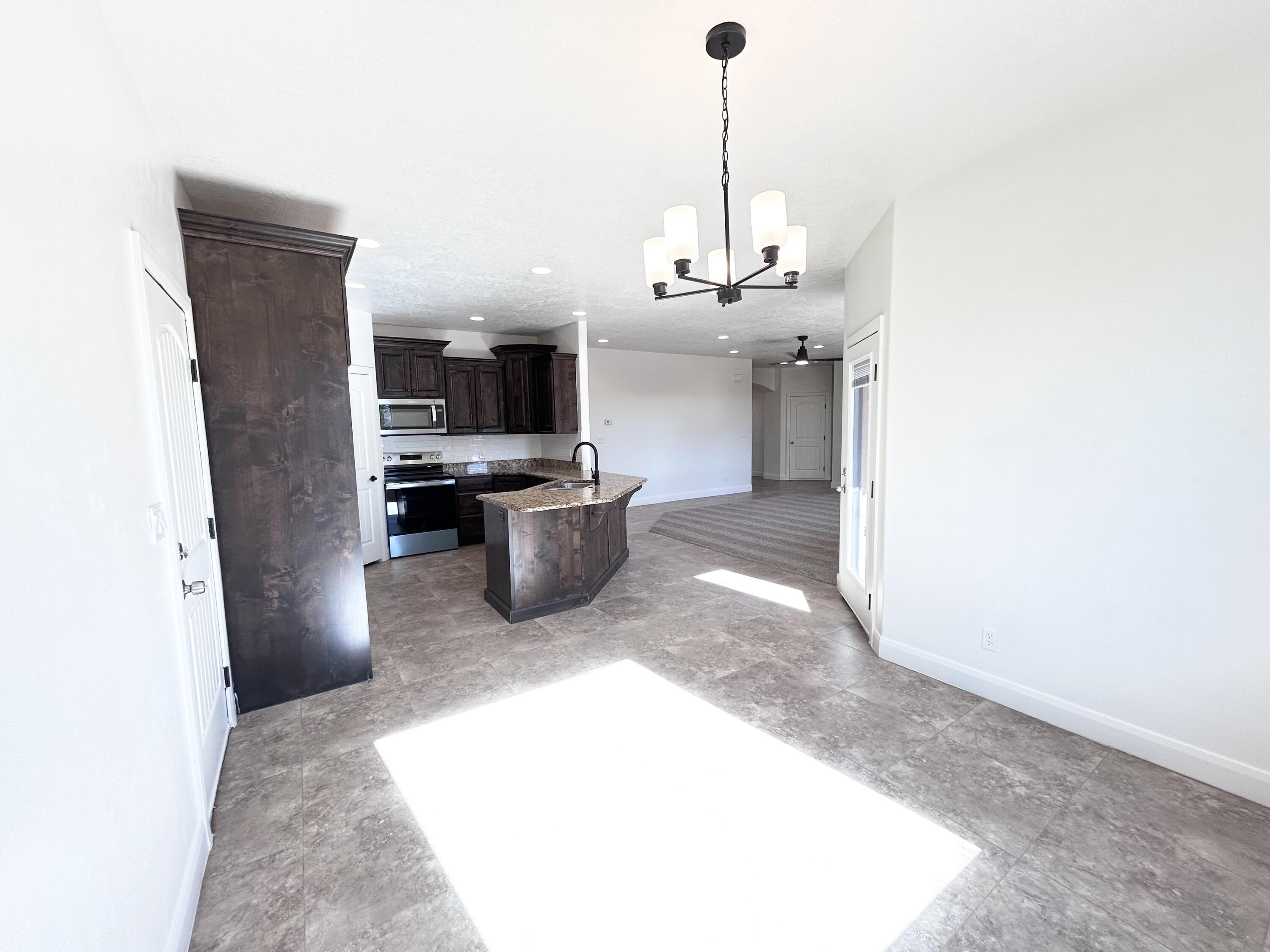 RIVERSIDE HEIGHTS - Residential