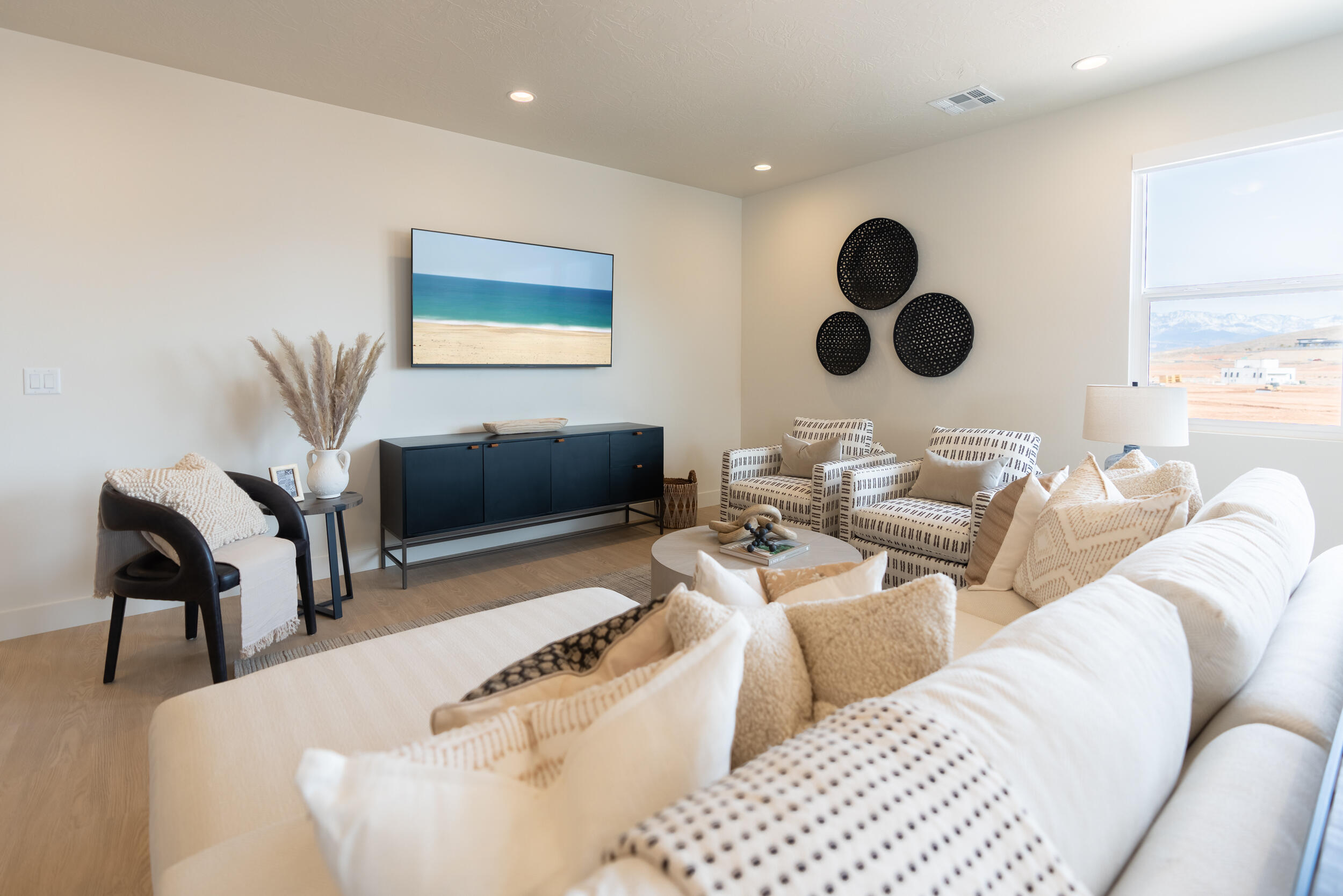 DESERT COLOR RESORT - Residential