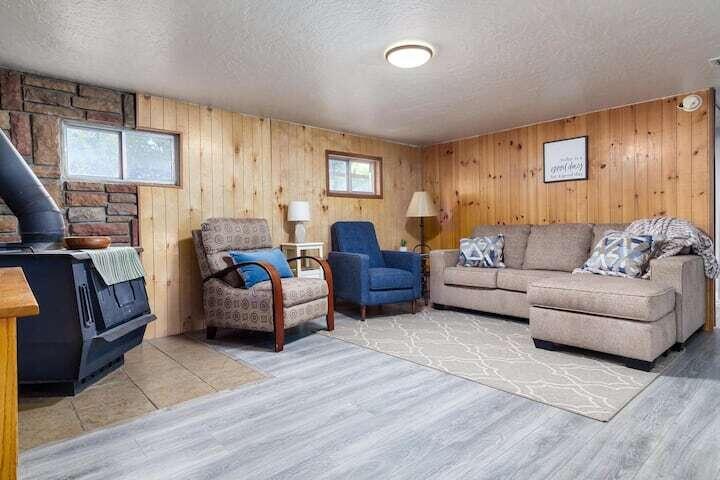 LAVERKIN TOWNSITE AND FIELD - Residential