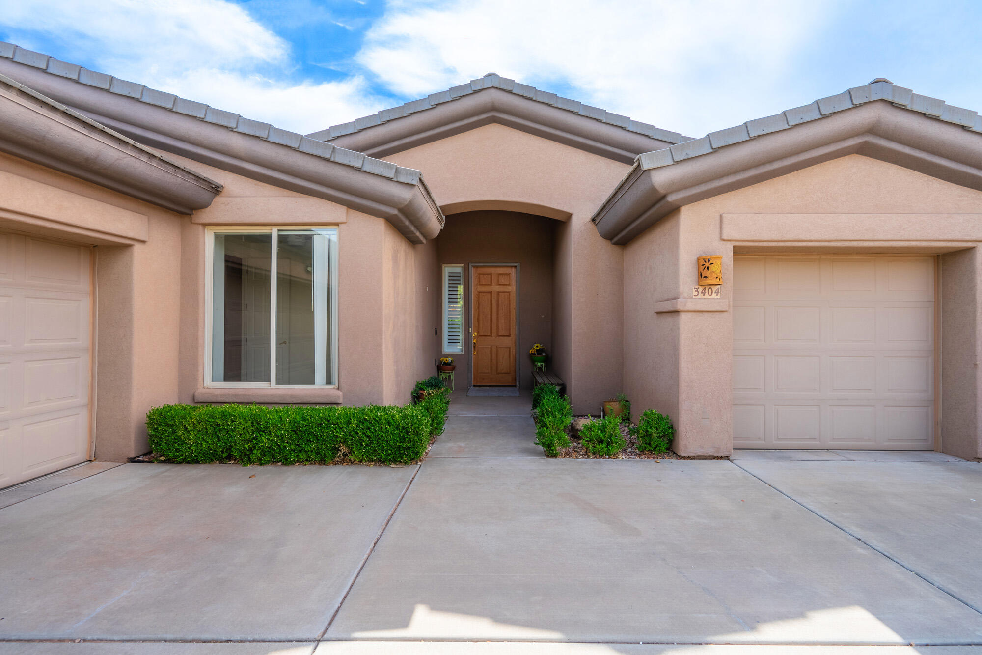 CORAL CANYON - Residential