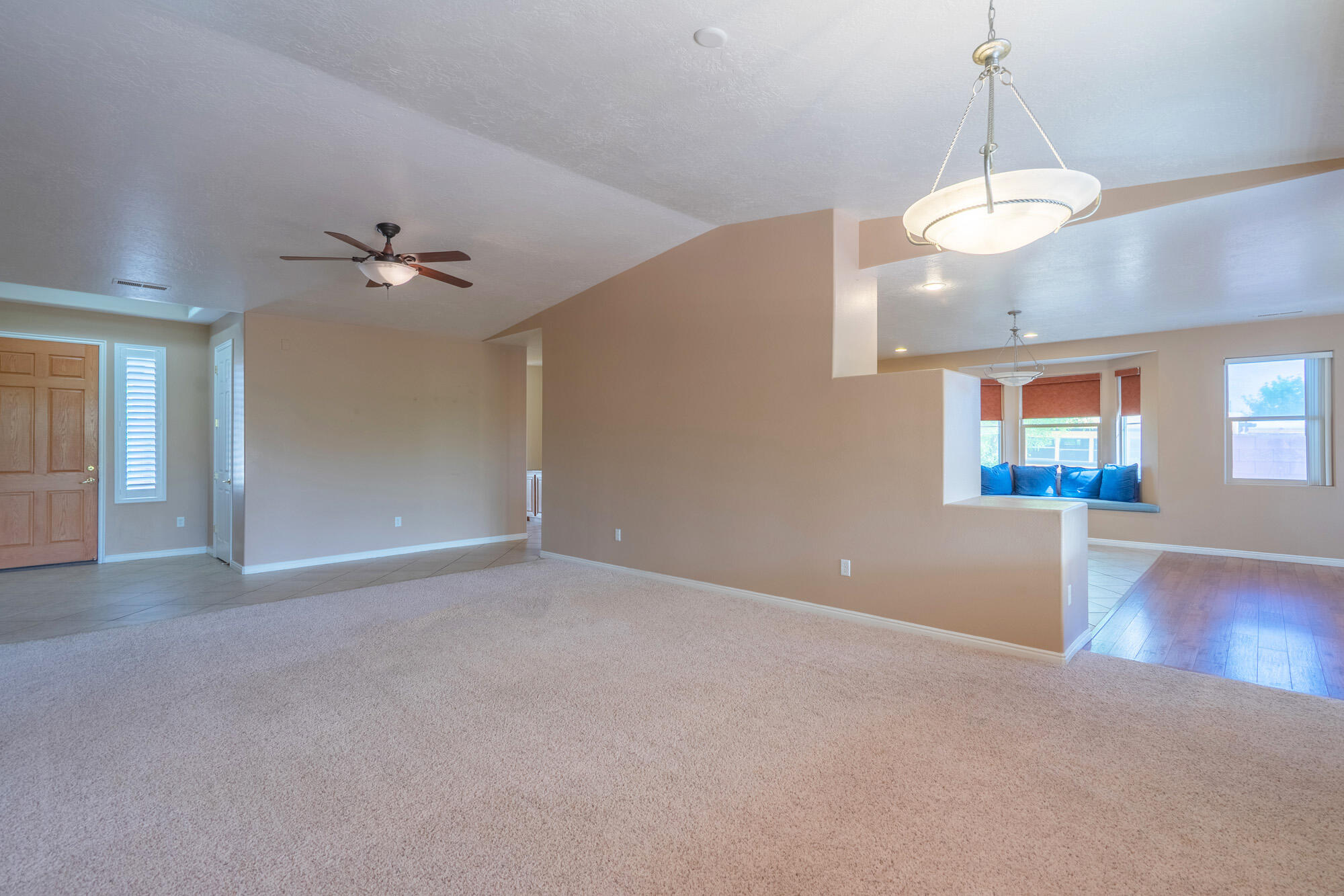 CORAL CANYON - Residential