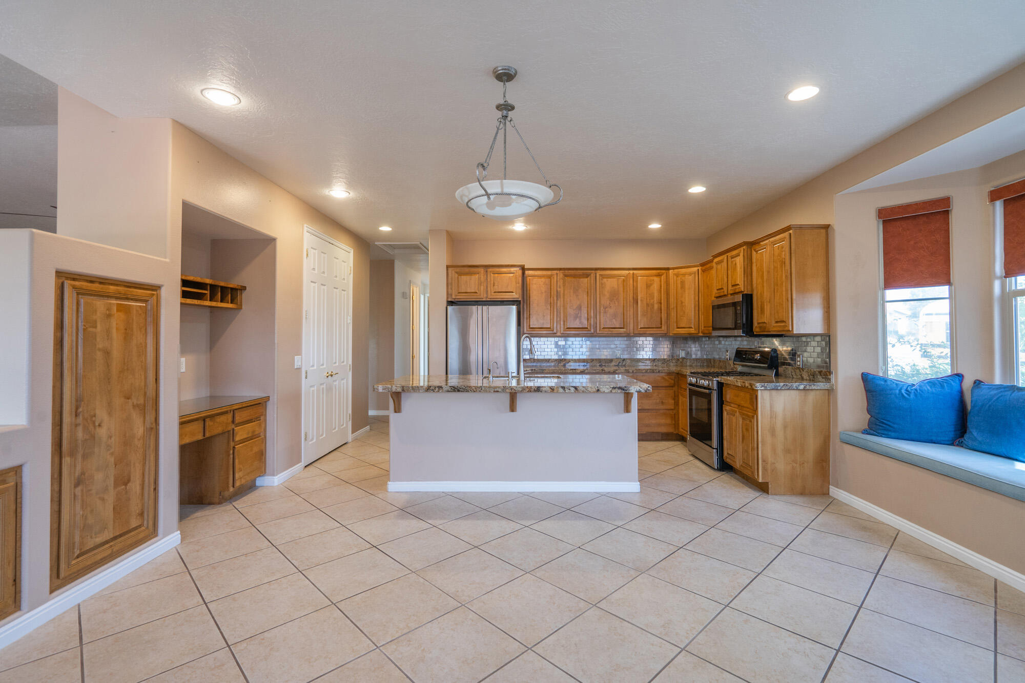 CORAL CANYON - Residential