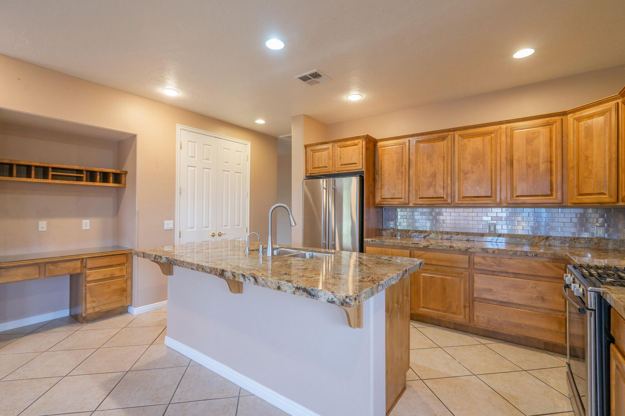 CORAL CANYON - Residential