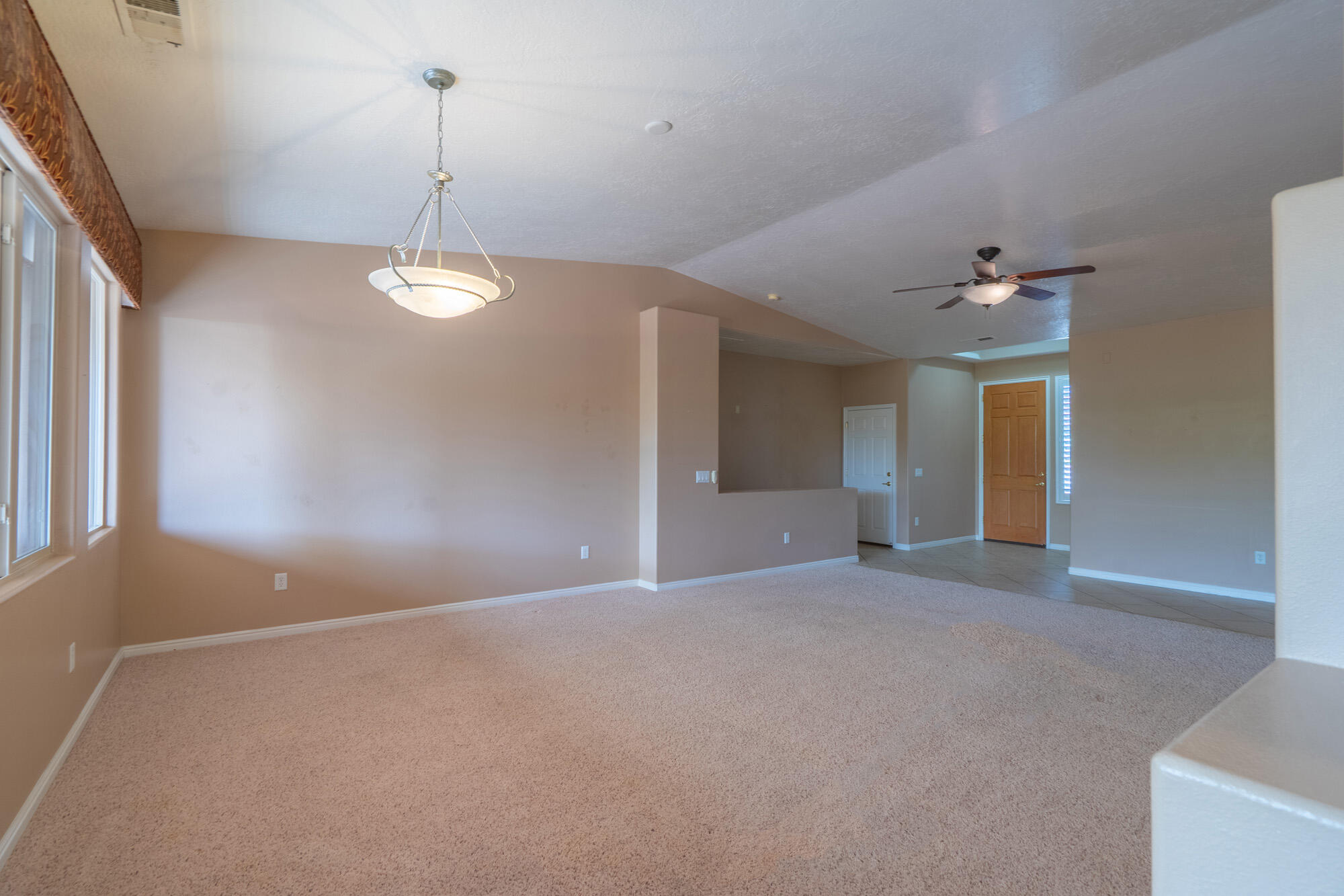 CORAL CANYON - Residential