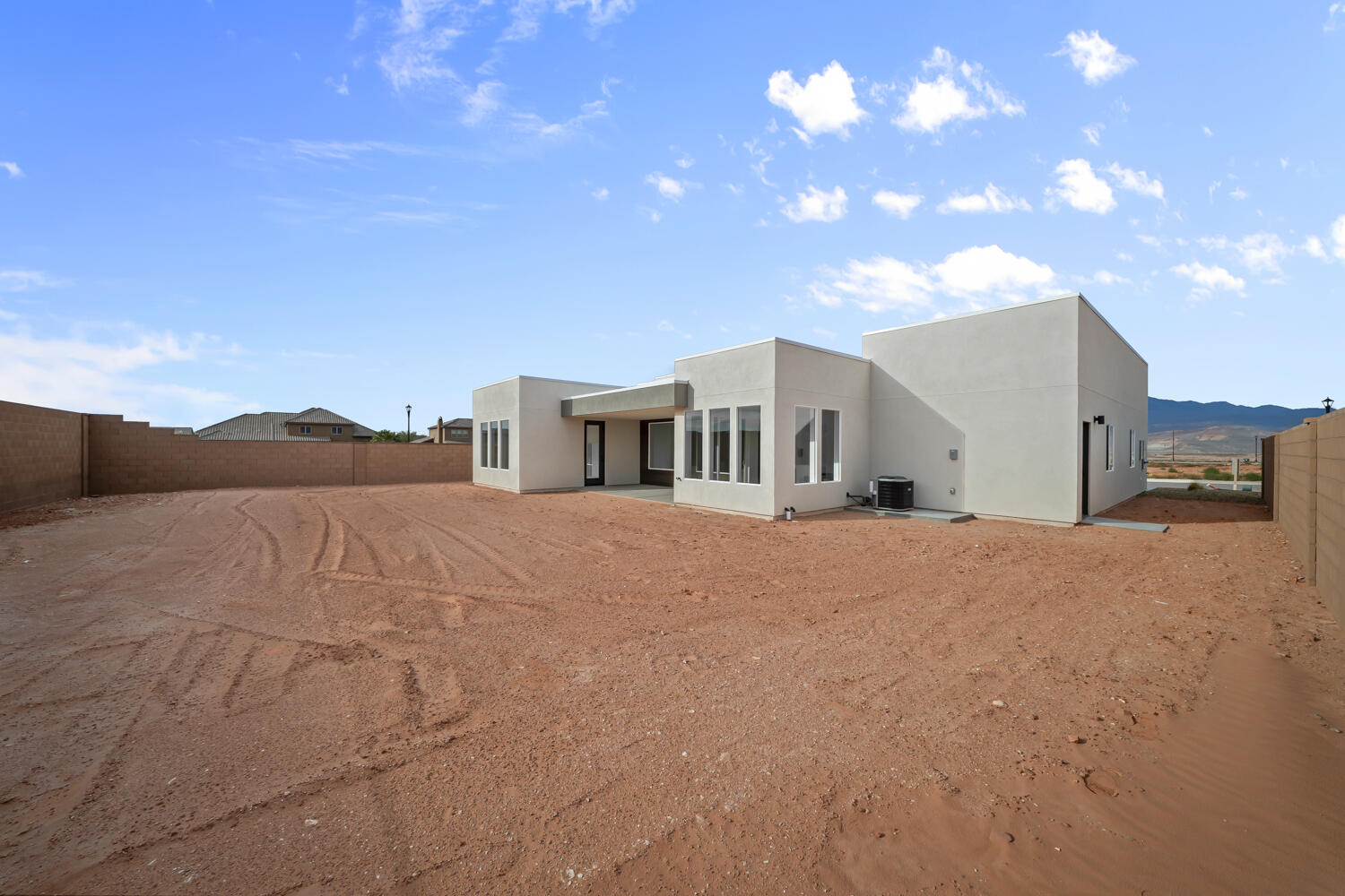 DIXIE HEIGHTS - Residential