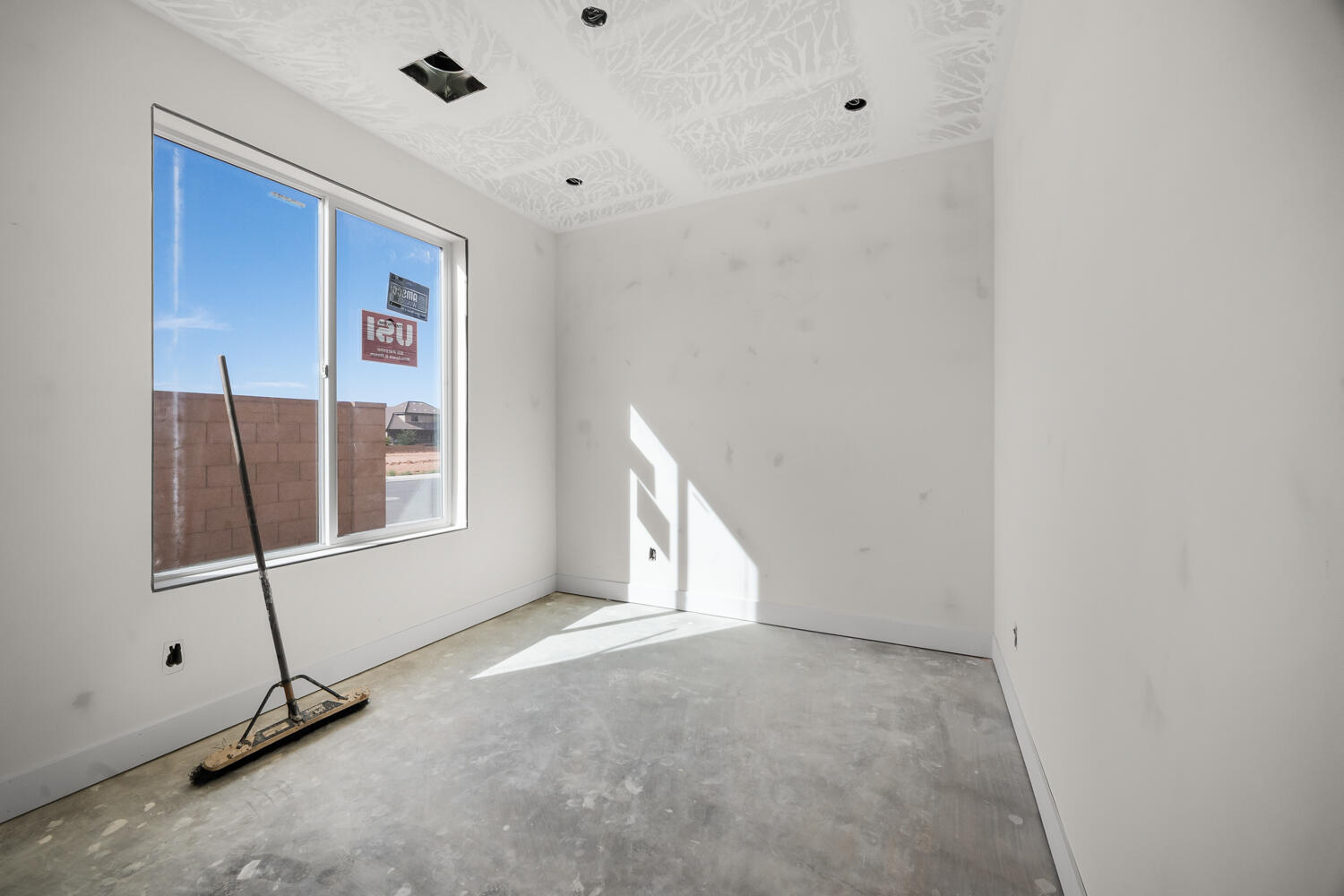 DIXIE HEIGHTS - Residential