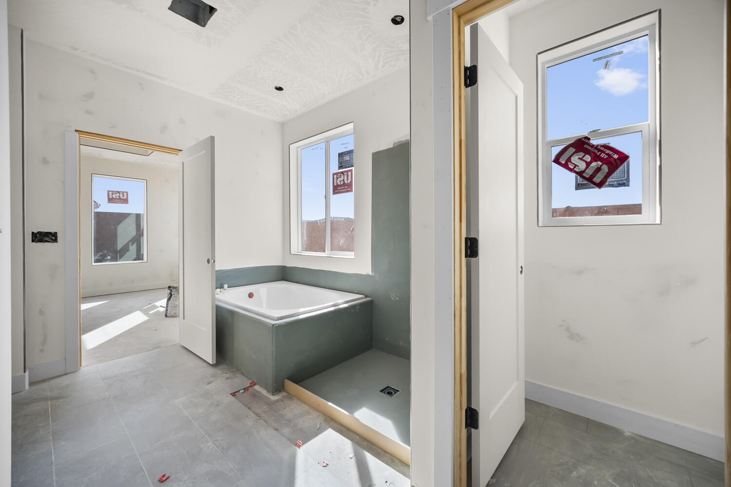 DIXIE HEIGHTS - Residential